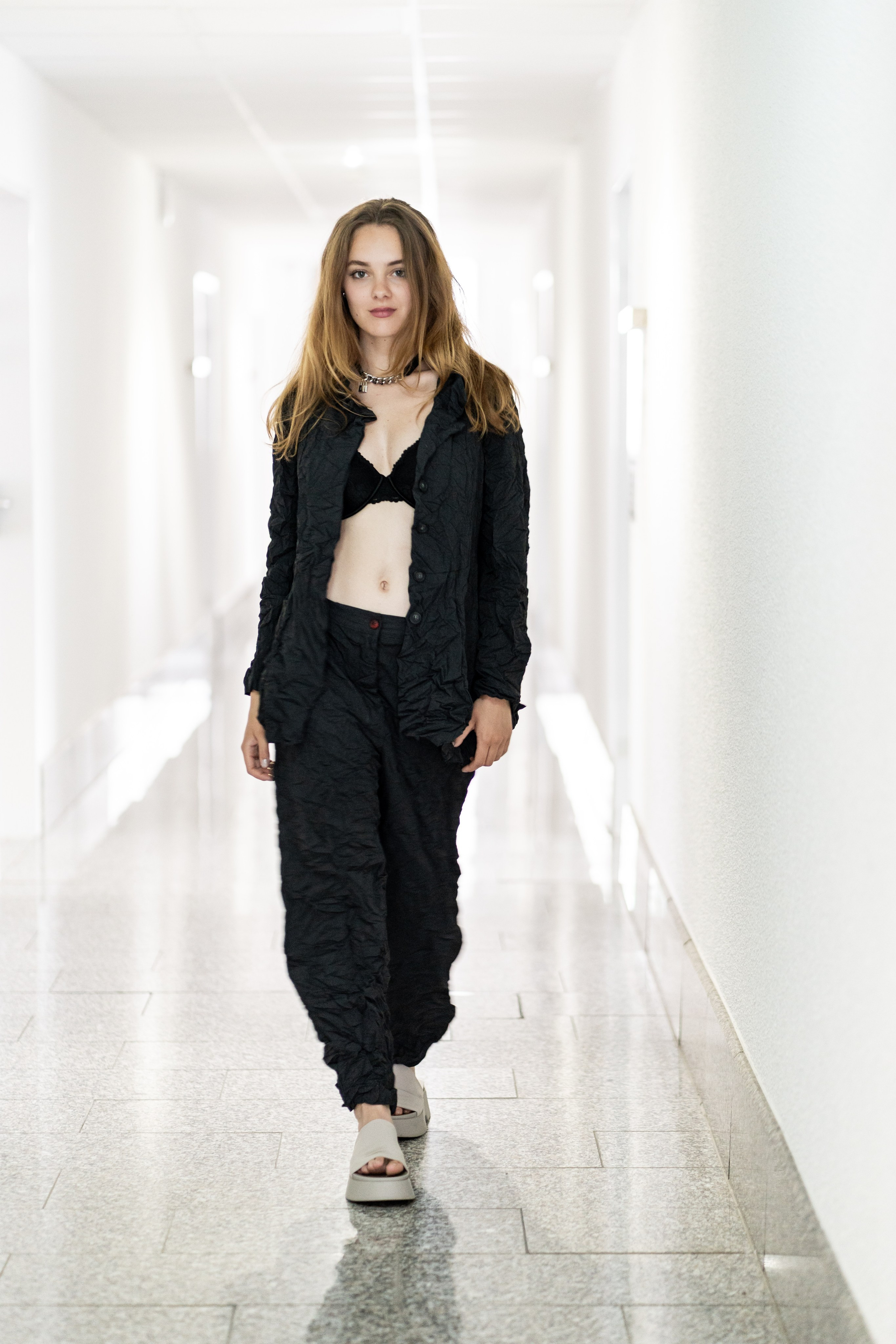 LOLA & OBLIQUE. Portrait photographer in Germany and all over Europe Mischa Blank