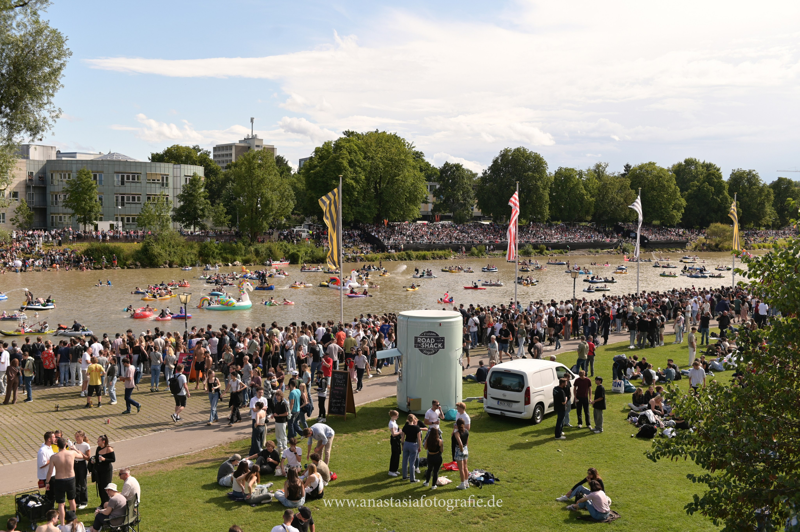 Nabada Ulm 2025. Newbornfotograf Kinderfotograf Ulm Familienfotograf Anastasia Neu-Ulm