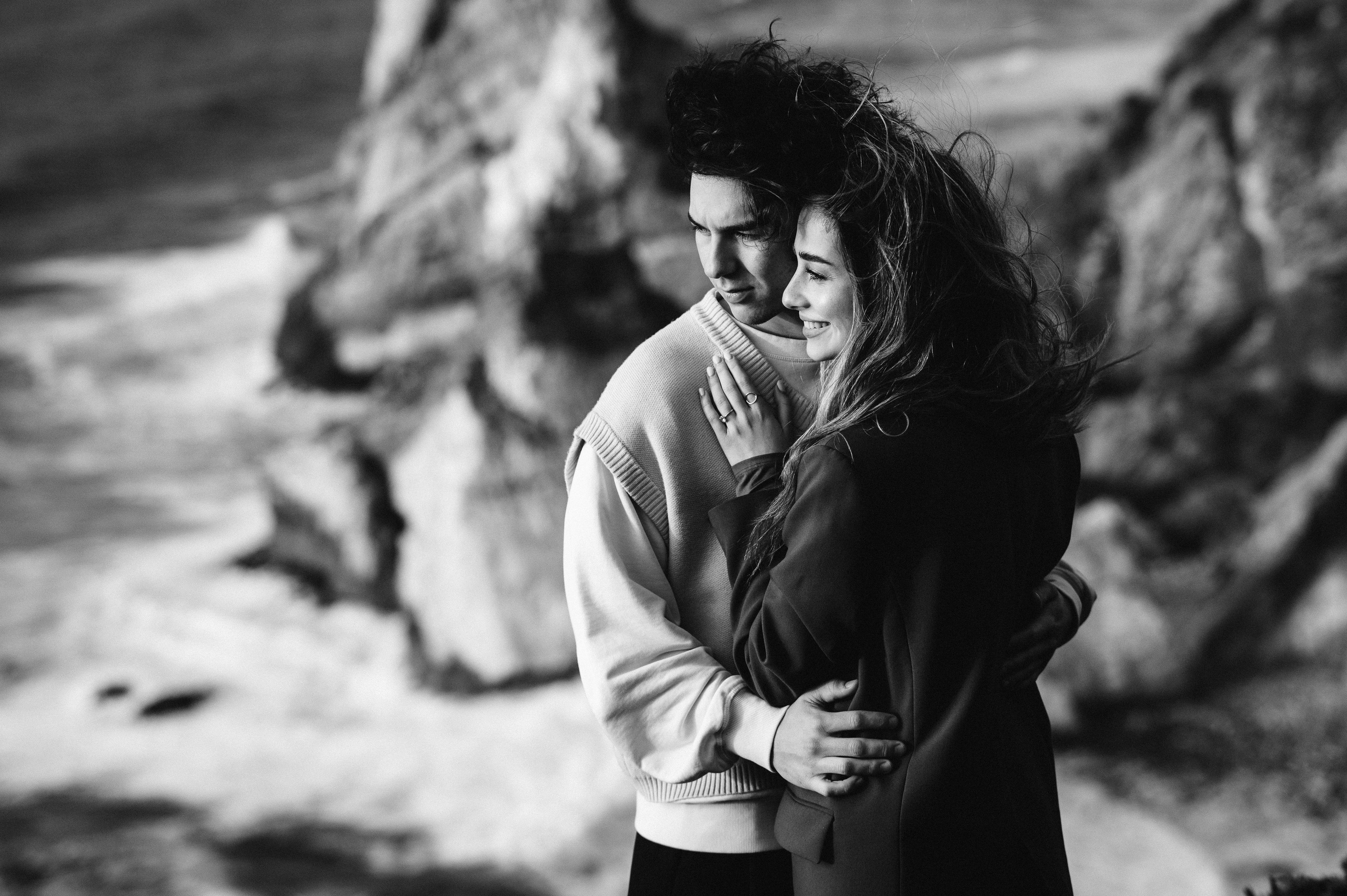 Praia da Ursa – ședință foto de cuplu într-un loc magic din Portugalia. Valentin Melen - fotograf de nunta 🤍