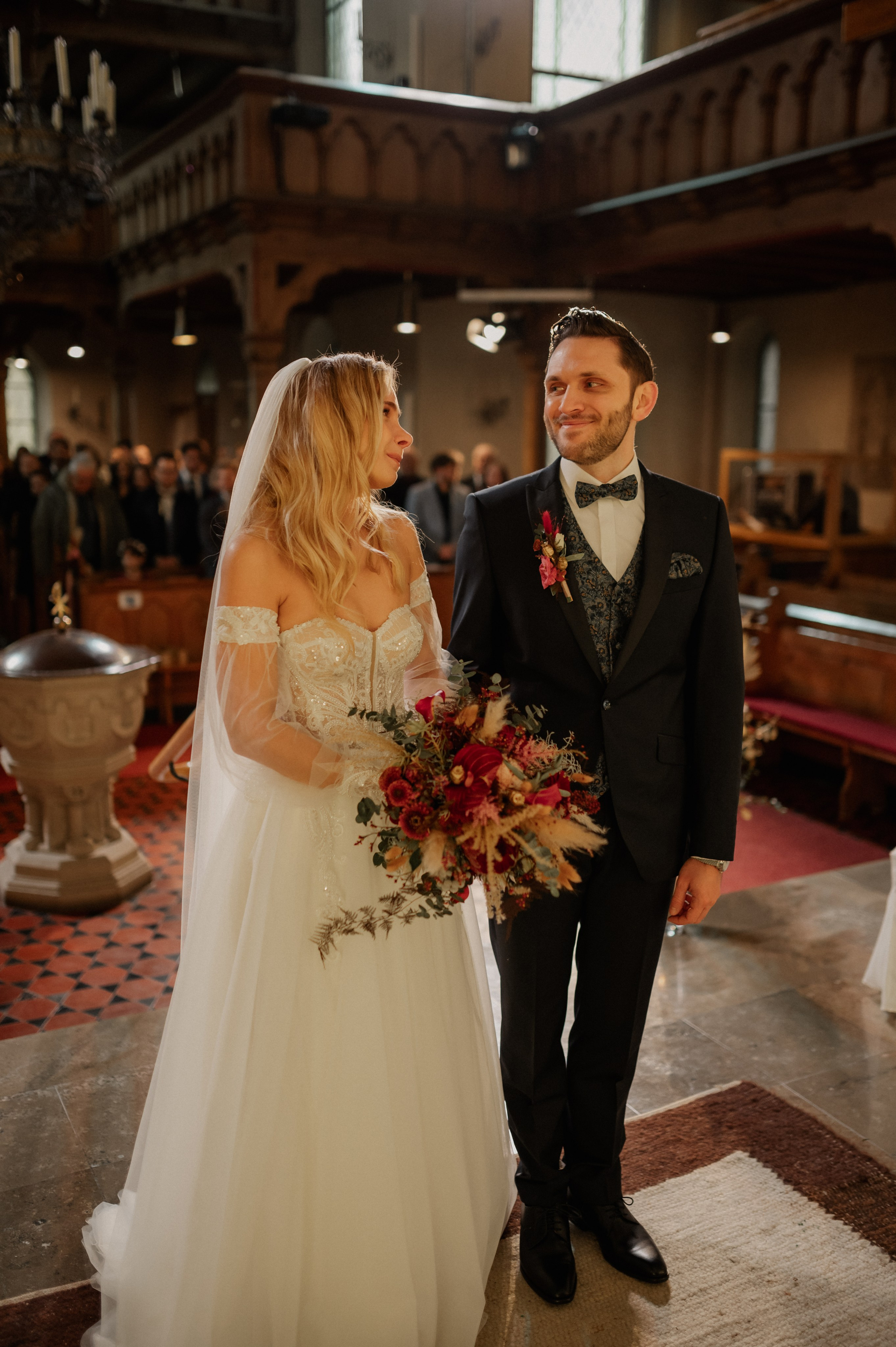 WINTER WEDDING IN NEUENDETTELSAU. Фотограф в Нюрнберге Ирина Менерт из Ансбаха