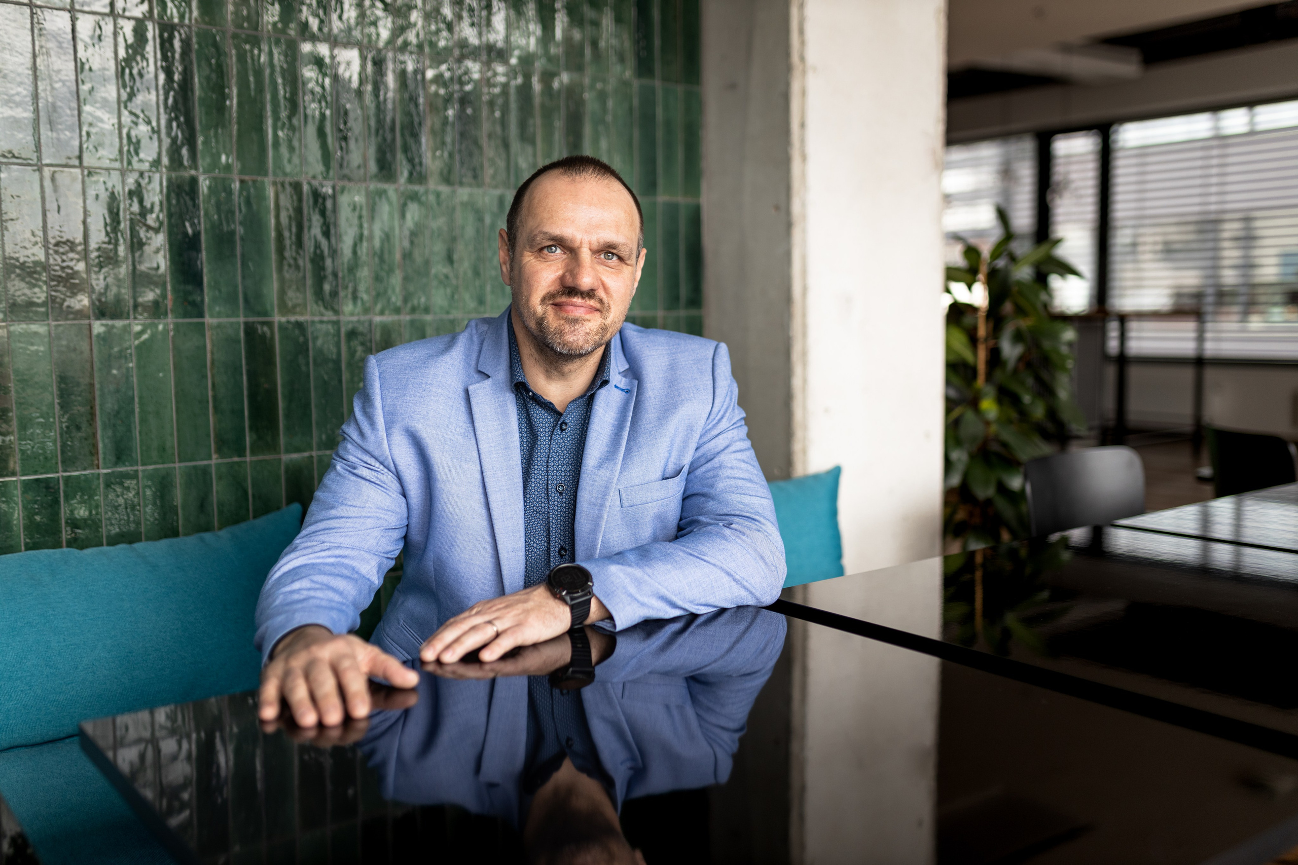 Dana Lišková — Empatická fotografka | Introspektivní umělkyně | Neurodivergentní koučka| Zakladatelka Artepy.cz