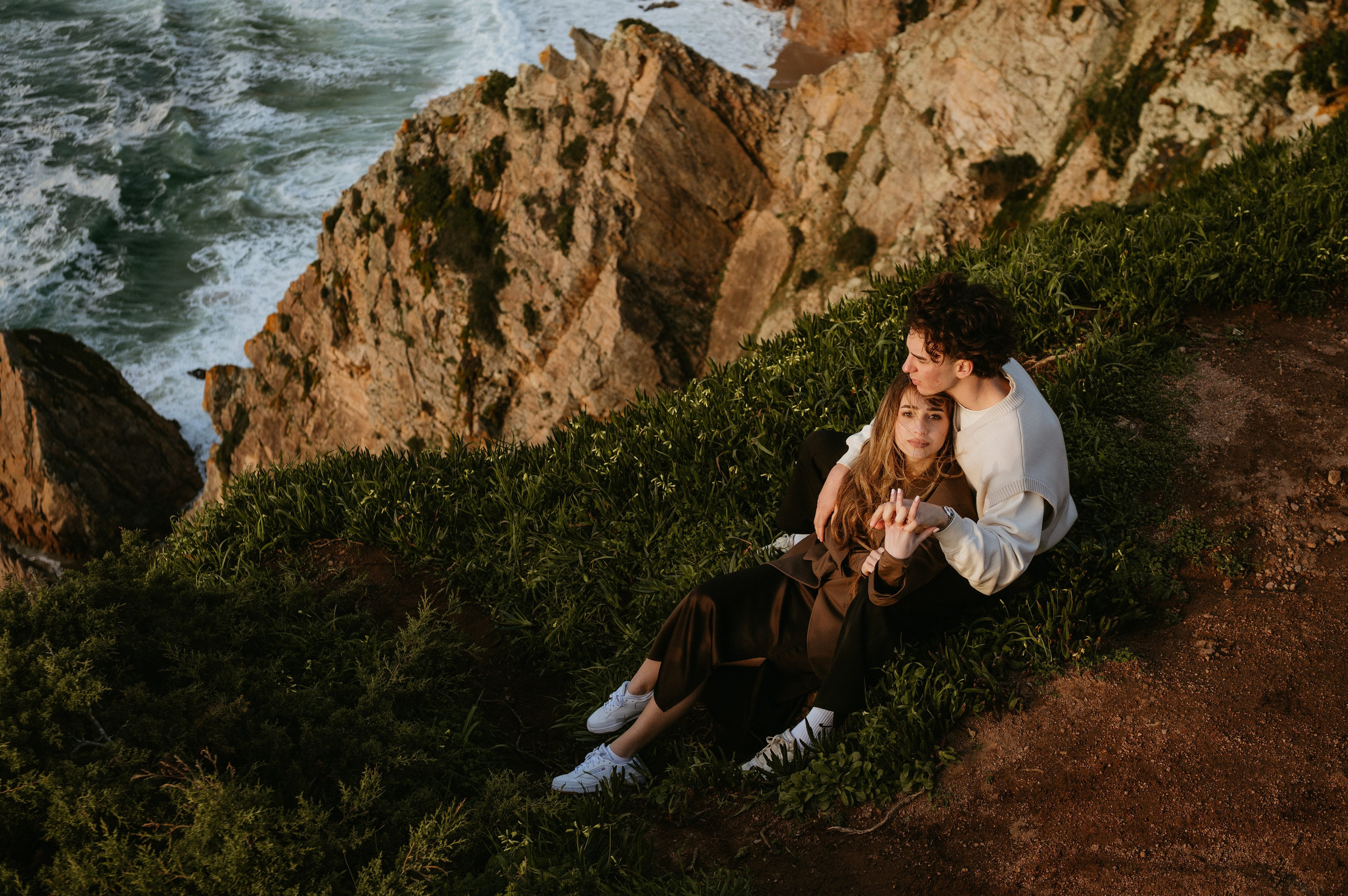Praia da Ursa – ședință foto de cuplu într-un loc magic din Portugalia. Valentin Melen - fotograf de nunta 🤍