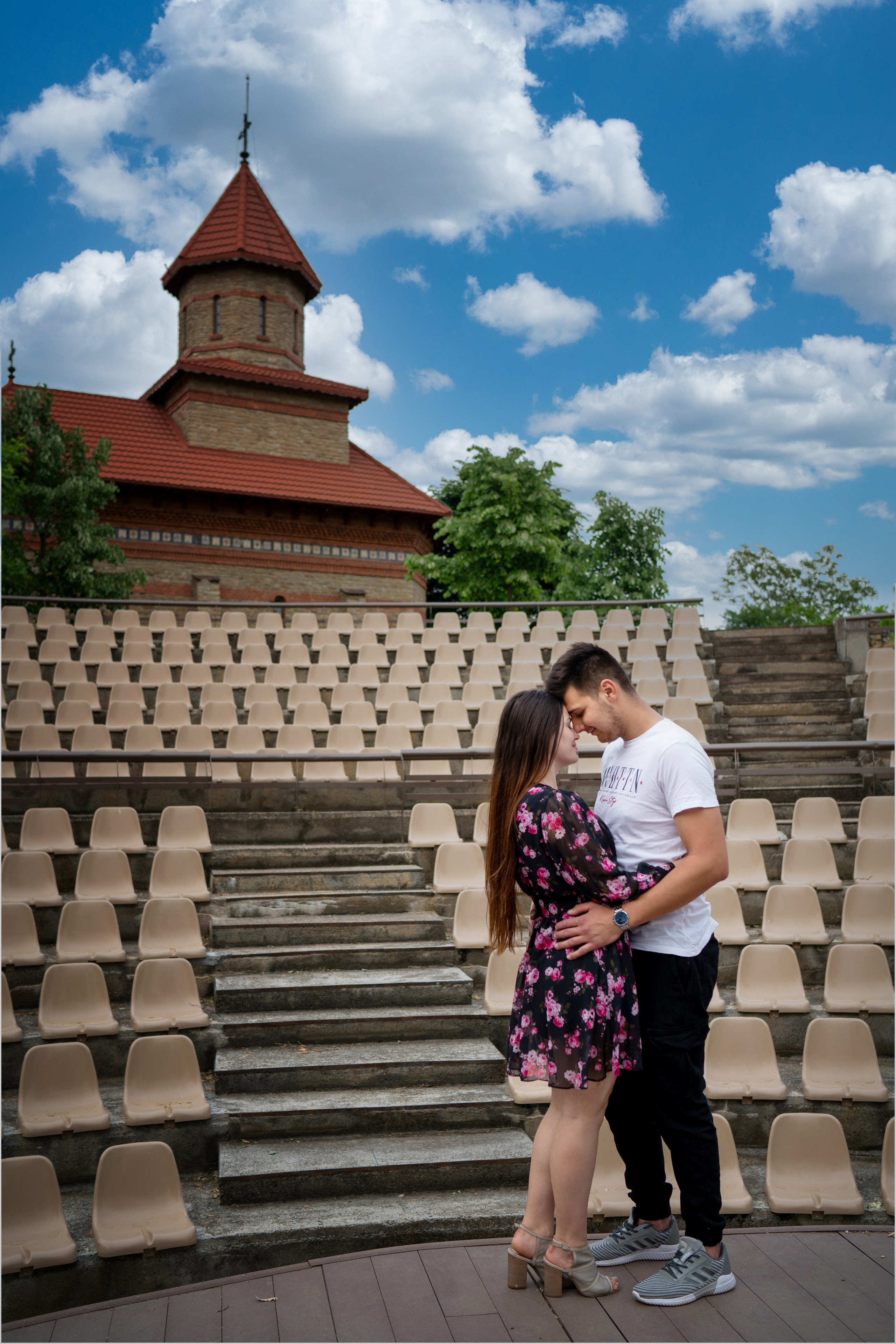 Servicii foto video.- Save the Date Bogdan & Iazmina 2024 – o nuntă de neuitat - Save the Date 2024 – Bogdan & Iazmina, iubire și emoție - Save the Date – Bogdan & Iazmina – povestea lor începe acum - Save the Date Bogdan & Iazmina 2024 – detalii de la nunta lor - Fotografii Save the Date Bogdan & Iazmina 2024 – momente speciale, fotograf Botoșani -servicii foto-video-botosani-alin-chirila-fotograf-alinofotostudio-uvertura-mall-servicii-foto