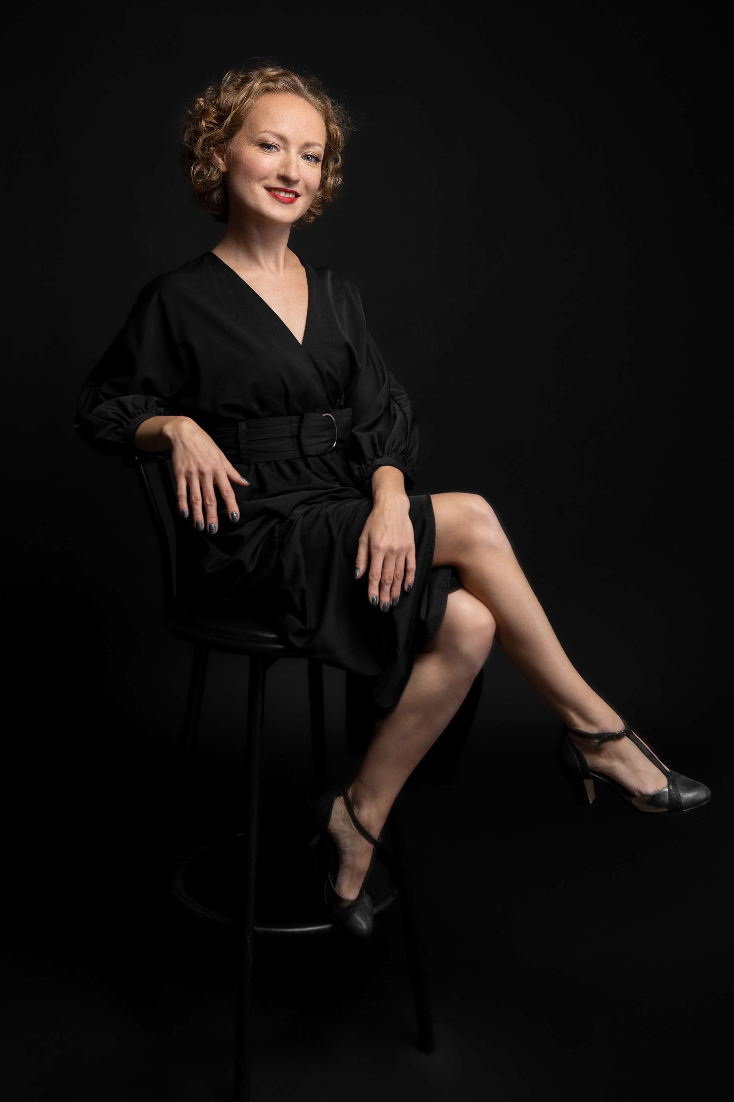 Studio photography. Eugenie Smirnova — wedding, corporate and lifestyle photographer in Toulouse and Southwest France