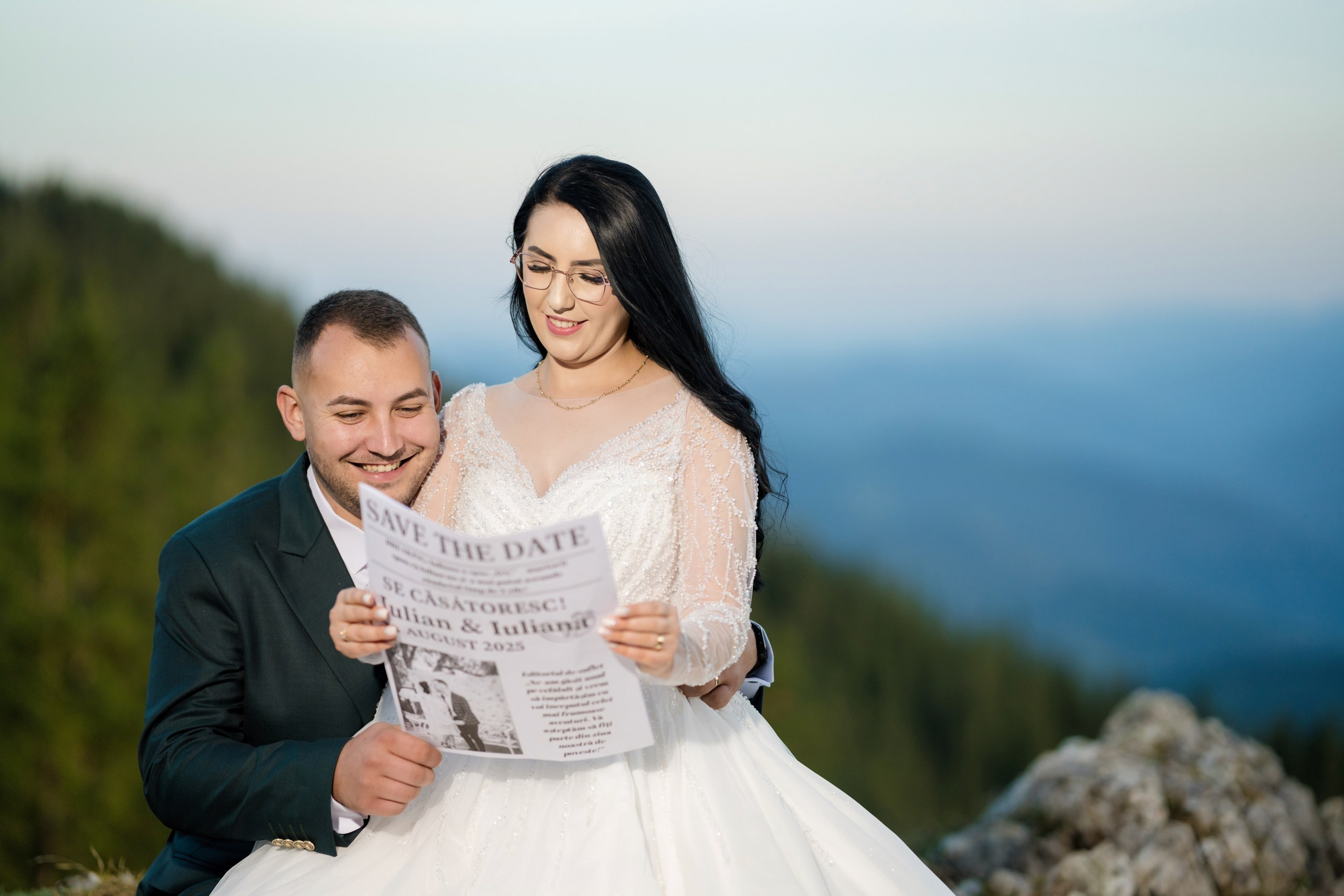 - nunta--fotograf-profesionist-botosani - fotografie-nunta-romantica - imagini-nunta-in-natura-alin-chirila-fotograf - fotografii-cuplu-indragostit-nunta-botosani - sedinta-foto-miri-andrei-iustina-alinofotostudio - amintiri-din-nunta-realizate-de-fotograf-profesionist - povestea-nuntii-andrei-si-iustina-in-imagini-alinofotostudio-fotograf evenimente- evenimente Botoșani -fotograf Suceava - fotograf Iași- servicii foto. servicii foto Botoșani. servicii foto video Botoșani. fotograf nunta. fotograf evenimente. fotograf nunta Botoșani. Alin chirila. Alin chirila fotograf. Alinofotostudio.- servicii foto. servicii foto Botoșani. servicii foto video Botoșani. fotograf nunta. fotograf evenimente. fotograf nunta Botoșani. Alin chirila. Alin chirila fotograf. Alinofotostudio.fotograf stare civilă,poze stare civilă,album foto stare civilă,servicii foto suceava,fotograf evenimente suceava,fotograf nuntă suceava,poze cununie civilă,ședință foto stare civilă,sesiune foto suceava,fotograf profesionist suceava,fotograf botosani,stare civila botosani,alinofotostudio,alin chirila fotograf.servicii foto. servicii foto Botoșani. servicii foto video Botoșani. fotograf nunta. fotograf evenimente. fotograf nunta Botoșani. Alin chirila. Alin chirila fotograf. Alinofotostudio.fotograf stare civilă,poze stare civilă,album foto stare civilă,servicii foto suceava,fotograf evenimente suceava,fotograf nuntă suceava,poze cununie civilă,ședință foto stare civilă,sesiune foto suceava,fotograf profesionist suceava,fotograf botosani,stare civila povestitor prin fotografiebotosani,alinofotostudio,alin chirila fotograf,servicii foto. servicii foto Botoșani. servicii foto video Botoșani. fotograf nunta. fotograf evenimente. fotograf nunta Botoșani. Alin chirila. Alin chirila fotograf. Alinofotostudio.fotograf stare civilă,poze stare civilă,album foto stare civilă,servicii foto suceava,fotograf evenimente suceava,fotograf nuntă suceava,poze cununie civilă,ședință foto stare civilă,sesiune foto suceava,fotograf profesionist suceava,fotograf botosani,stare civila botosani,alinofotostudio,alin chirila fotograf,cununie religioasă botoșani,andreea și neculai,capela militară botoșani,foto conacul zăicești,fotograf nuntă botoșani,fotograf cununie religioasă,foto evenimente botoșani,poze cununie capela militară,ședință foto zăicești,fotograf profesionist botoșaniMire și mireasă – Sergiu & Liliana – ziua nunții, 2024 - Emoții în ziua nunții – Sergiu și Liliana - Dansul mirilor – fotografie artistică nuntă 2024 - Sedinta foto romantică în natură – Sergiu & Liliana - Rochia de mireasă și detalii de nuntă elegan-Album de cununie civilă Florin și Anda – Fotografii profesionale realizate de Alin Chirilă în Botoșani -fotograf prin fotografie-Ședință foto Trash the Dress pe muntele Rarău cu Iulian și Iuliana – fotografie de cuplu, natură montană, emoție autentică surprinsă de Alin Chirilă, povestitor prin fotografie.- "Iulian și Iuliana pe crestele Rarăului – fotografie Trash the Dress în natură" - "Cuplu îmbrățișat la apus pe muntele Rarău – ședință foto după nuntă" - "Rochie de mireasă în vânt pe munte – Trash the Dress Rarău-1. Iulian și Iuliana pe muntele Rarău – ședință foto Trash the Dress în natură, cu peisaj montan spectaculos 2. Cuplu în îmbrățișare pe Rarău – emoție autentică surprinsă după nuntă 3. Rochie de mireasă în bătaia vântului – fotografie artistică Trash the Dress în munți 4. Mire și mireasă privind spre orizont – dragoste și libertate pe muntele Rarău 5. Iuliana zâmbind în rochia de mireasă – portret în natură, Trash the Dress 6. Iulian ținându-și mireasa de mână – ședință foto romantică pe munte 7. Detaliu cu rochia pe stâncă – estetică naturală Trash the Dress Rarău 8. Cuplu în mers pe poteca Rarăului – fotografie simbolică de după nuntă 9. Apus de soare pe Rarău în spatele mirilor – imagine de poveste Trash the Dress 10. Iulian și Iuliana râzând împreună – momente autentice surprinse de Alin Chirilă, povestitor prin fotografie