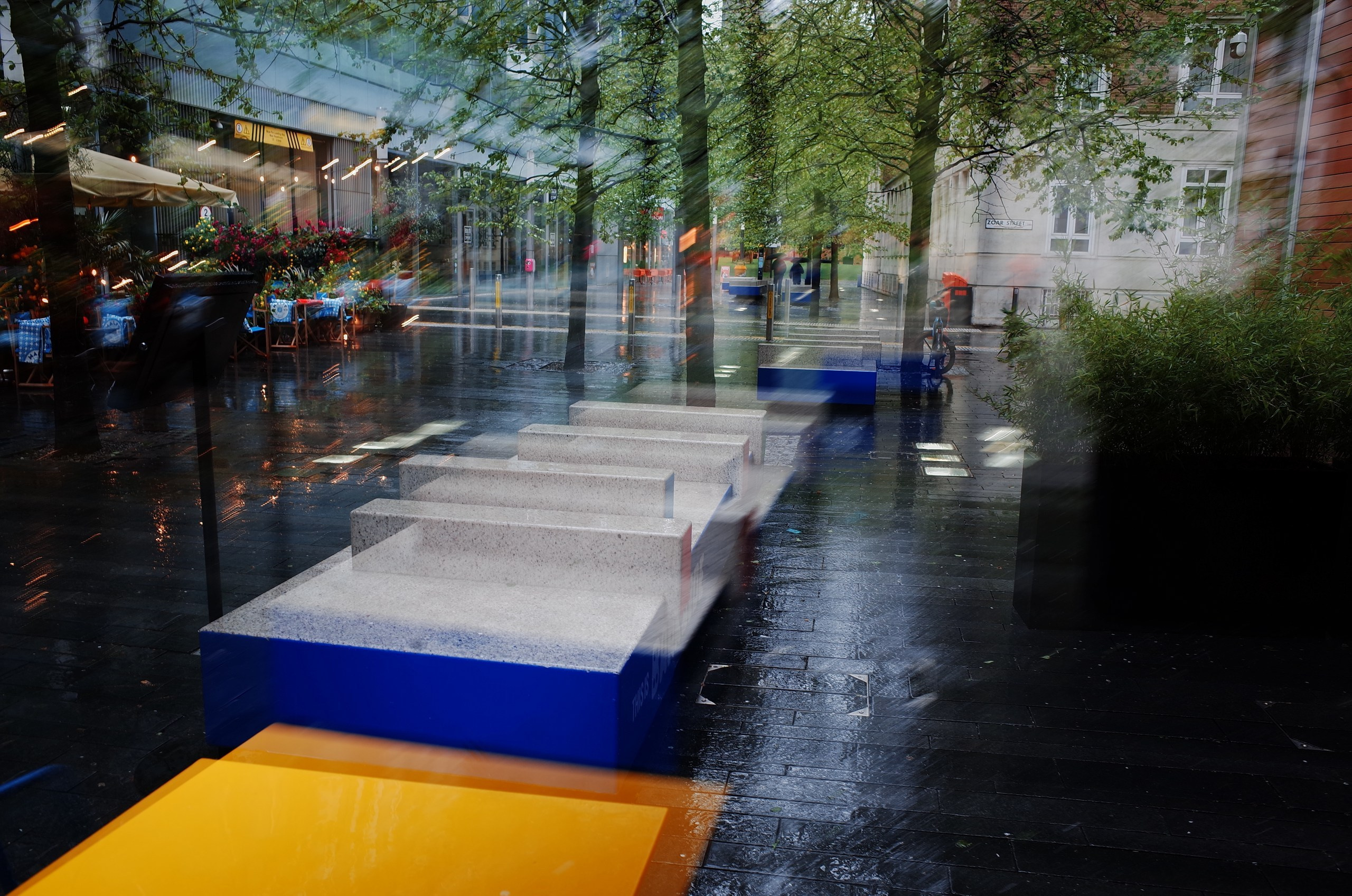 English (not yet summer) rain. Виктория Дини. Арт-фотография