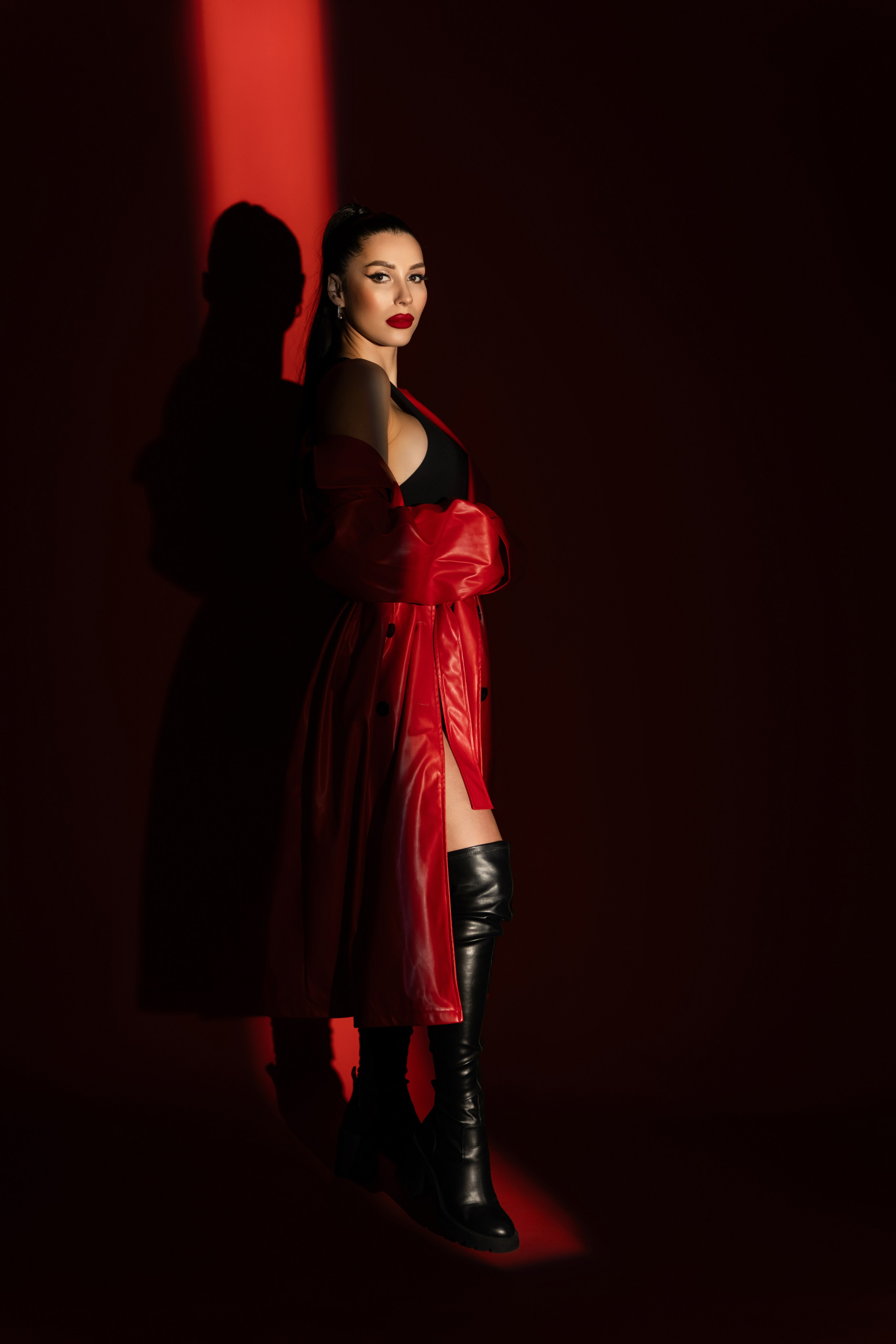 Ladies. Photographer in Paris