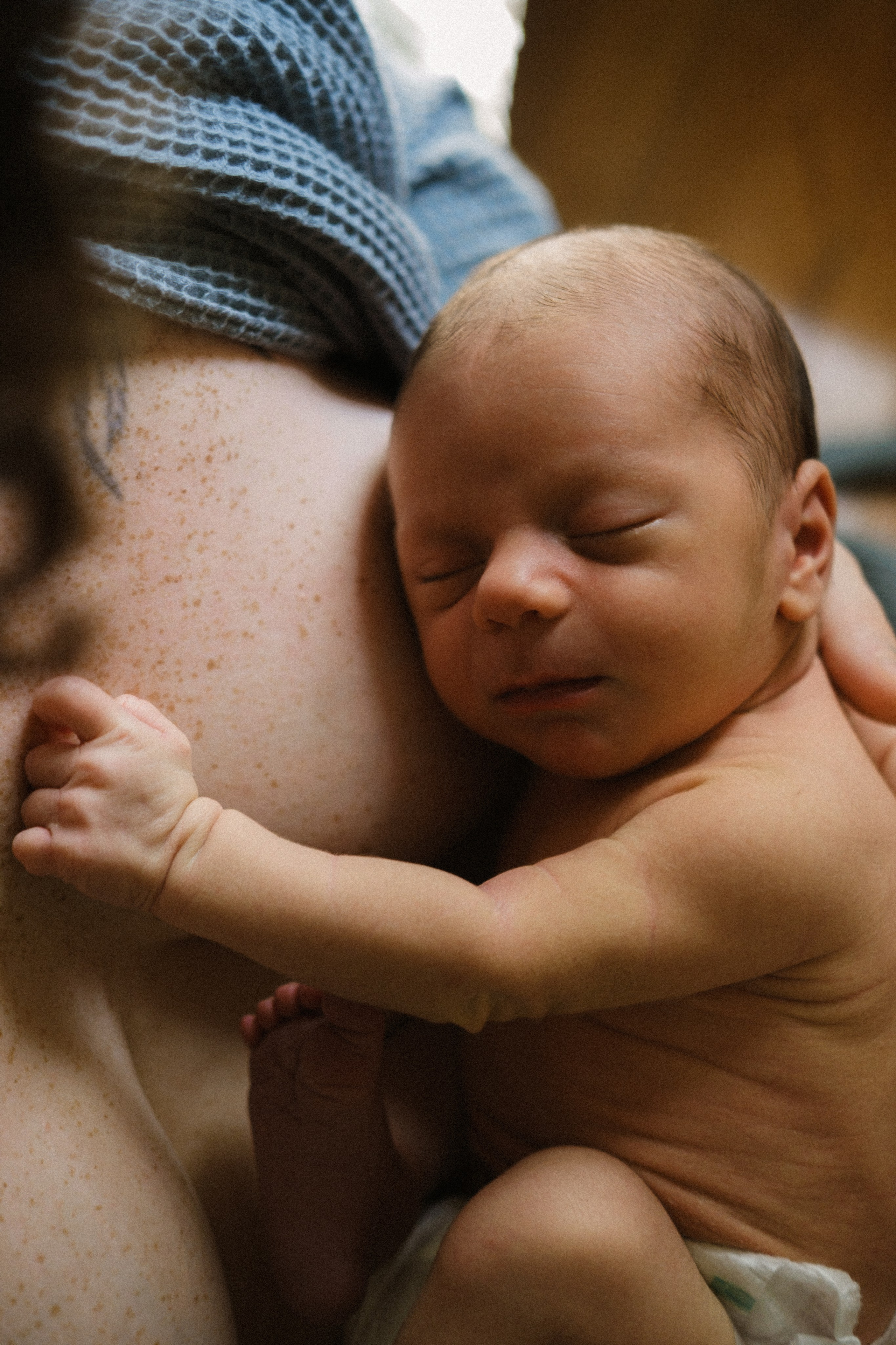 What to Expect from a Relaxed, In-Home Newborn Photo Session | Richmond, VA. Family Photographer Anna Dobrovolskaia | Richmond, VA
