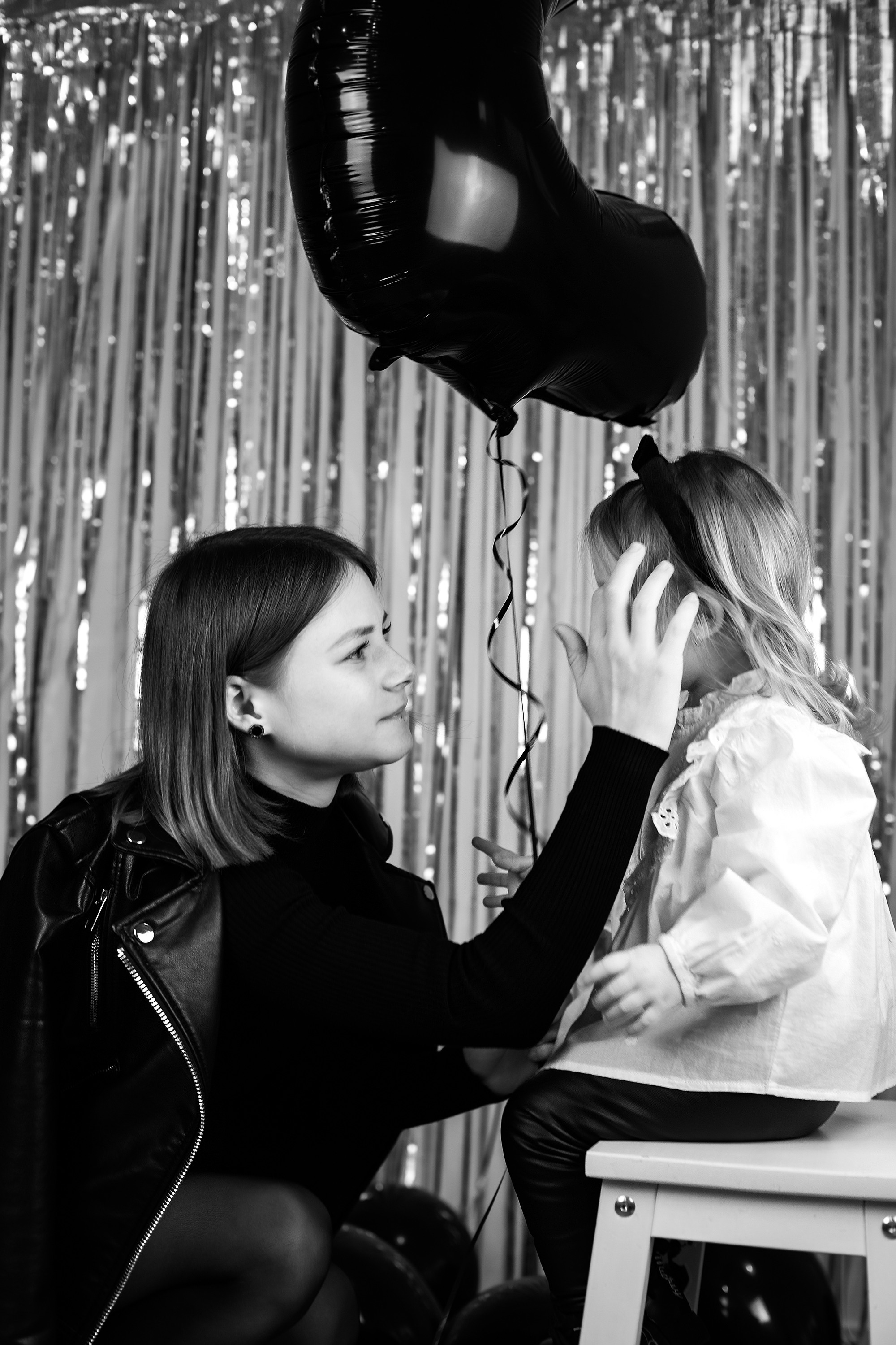 Syntymäpäivä (valokuvausstudiossa). Ekaterina Mansur, muotokuvafotografi Suomessa (Helsingissä ja Uudellam