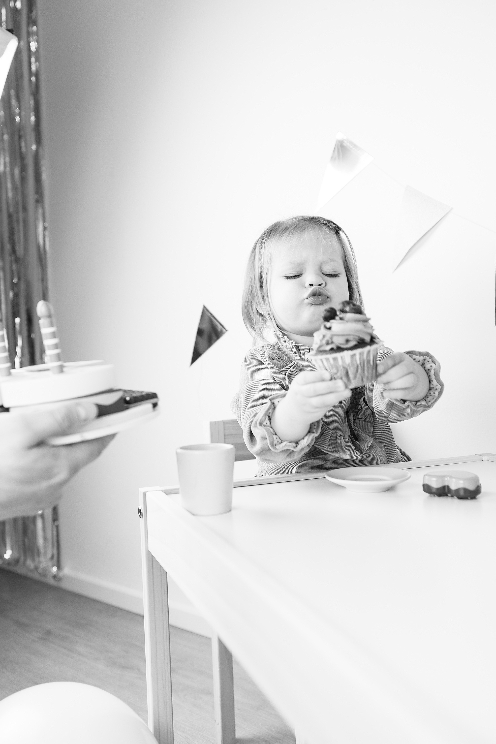 Syntymäpäivä (valokuvausstudiossa). Ekaterina Mansur, muotokuvafotografi Suomessa (Helsingissä ja Uudellam