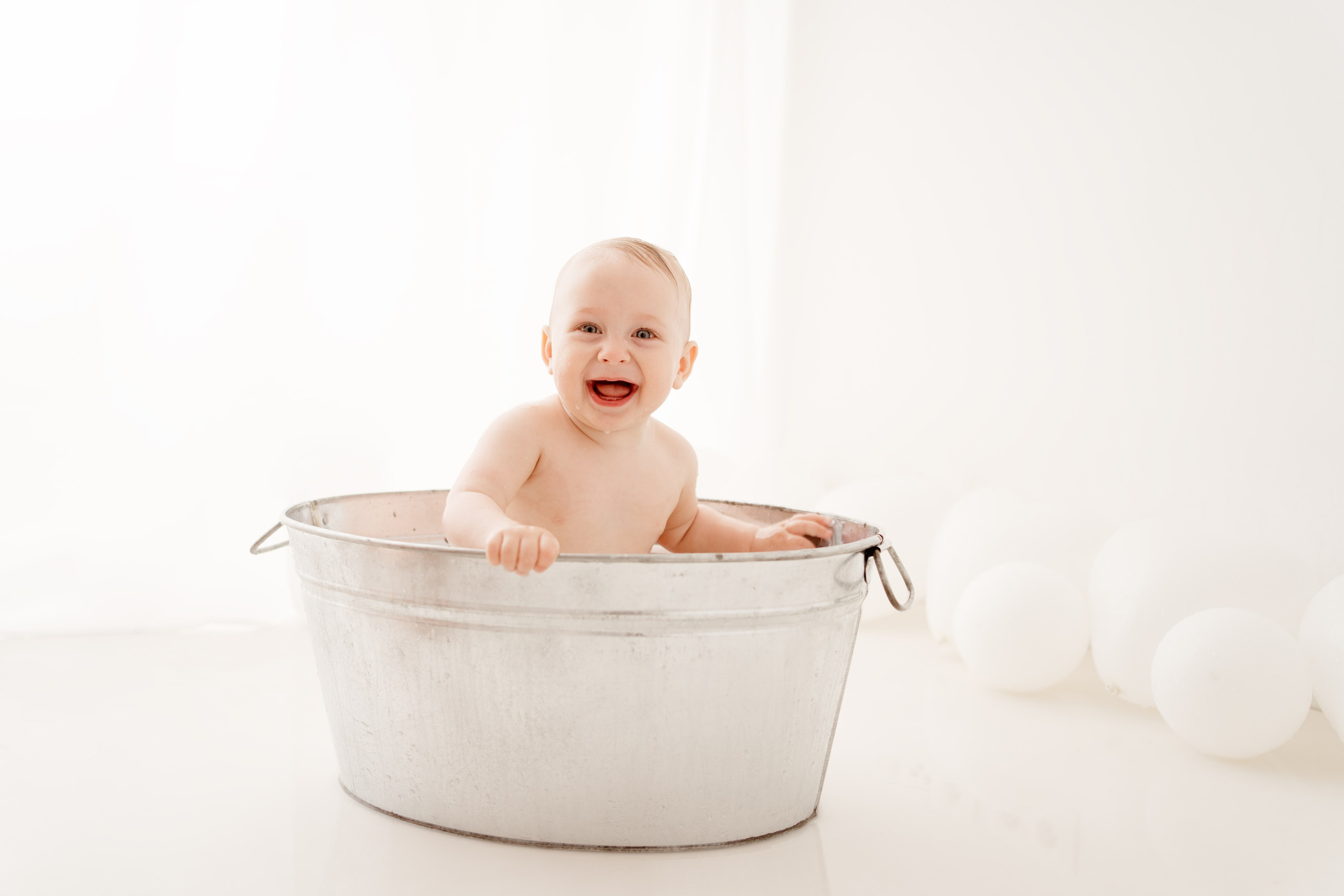 Fotografia rodzinna w Łodzi. Fotograf Łódź. Sesja noworodkowa, ciążowa.