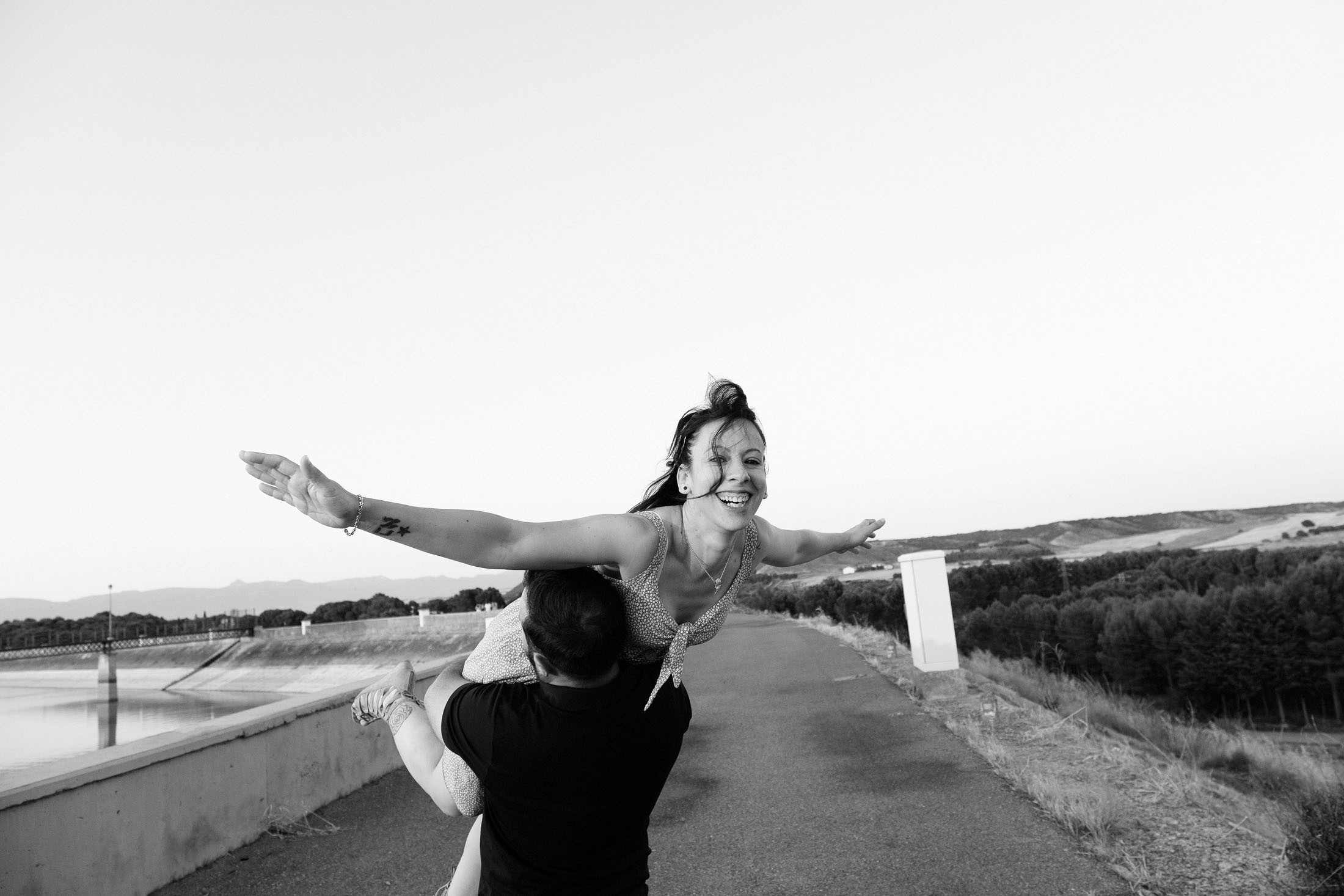 Preboda en Sotonera Huesca - Vanes y David - fotografos Zaragoza. PIXLOVE - Fotógrafos de bodas Huesca Pirineos Zaragoza