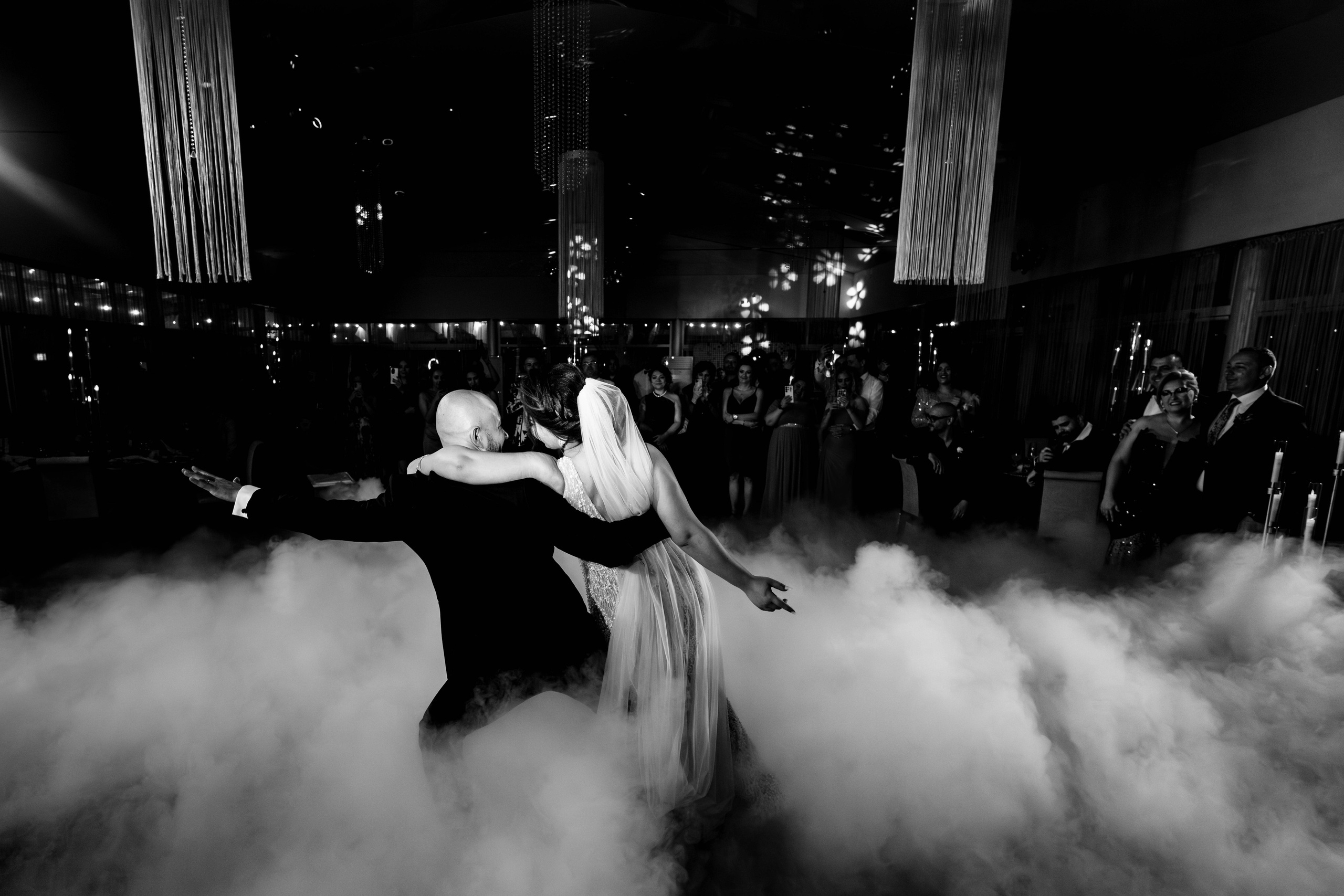 Crina & Cătălin. Acasă