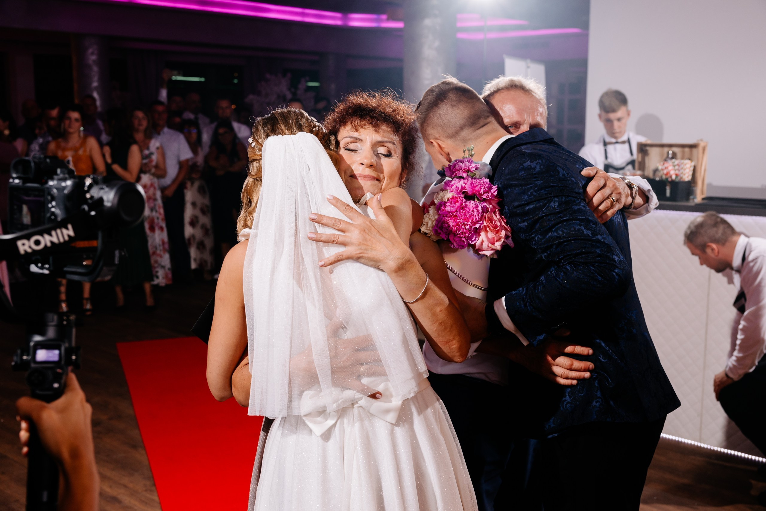 Patrycja ♡ Wojtek. Fotograf Ślubny Warszawa - Sesje Biznesowe Rodzinne Eventy