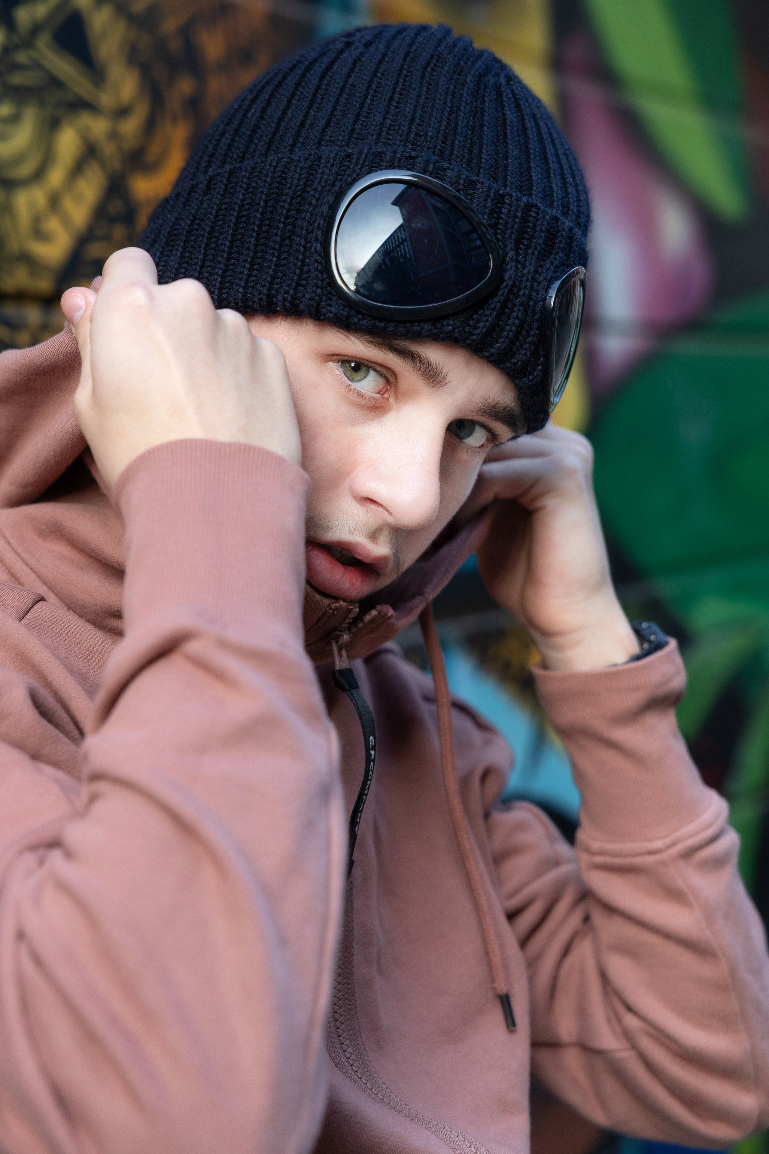 Séance photo de portfolio pour Noa. Eugénie Smirnova — Photographe à Toulouse et dans le Sud-Ouest