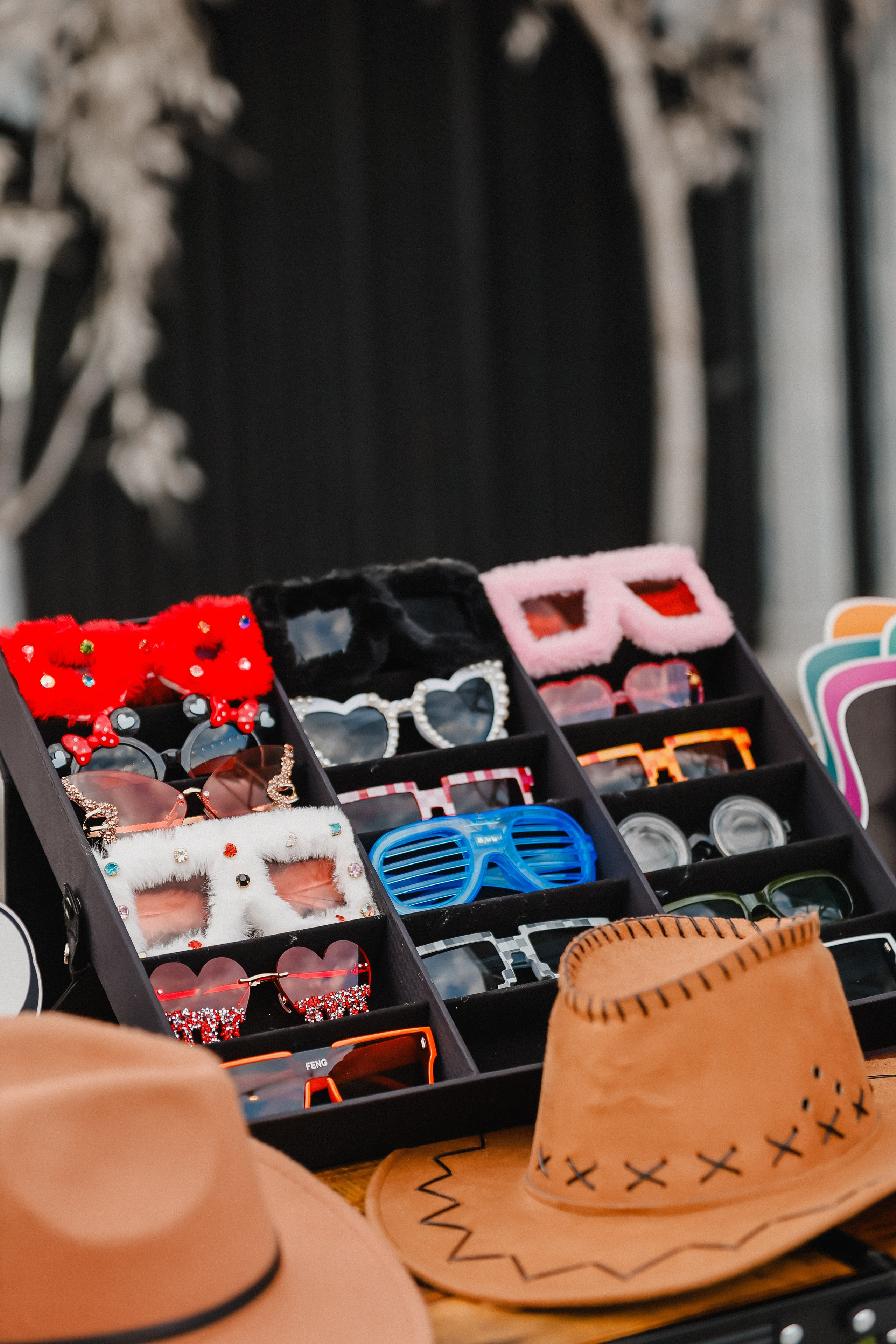 Cabina foto | EventBox.md | Cabina foto pentru nunta ta. Standart Studio - Servicii foto video pentru nuntă în Moldova Chișinău