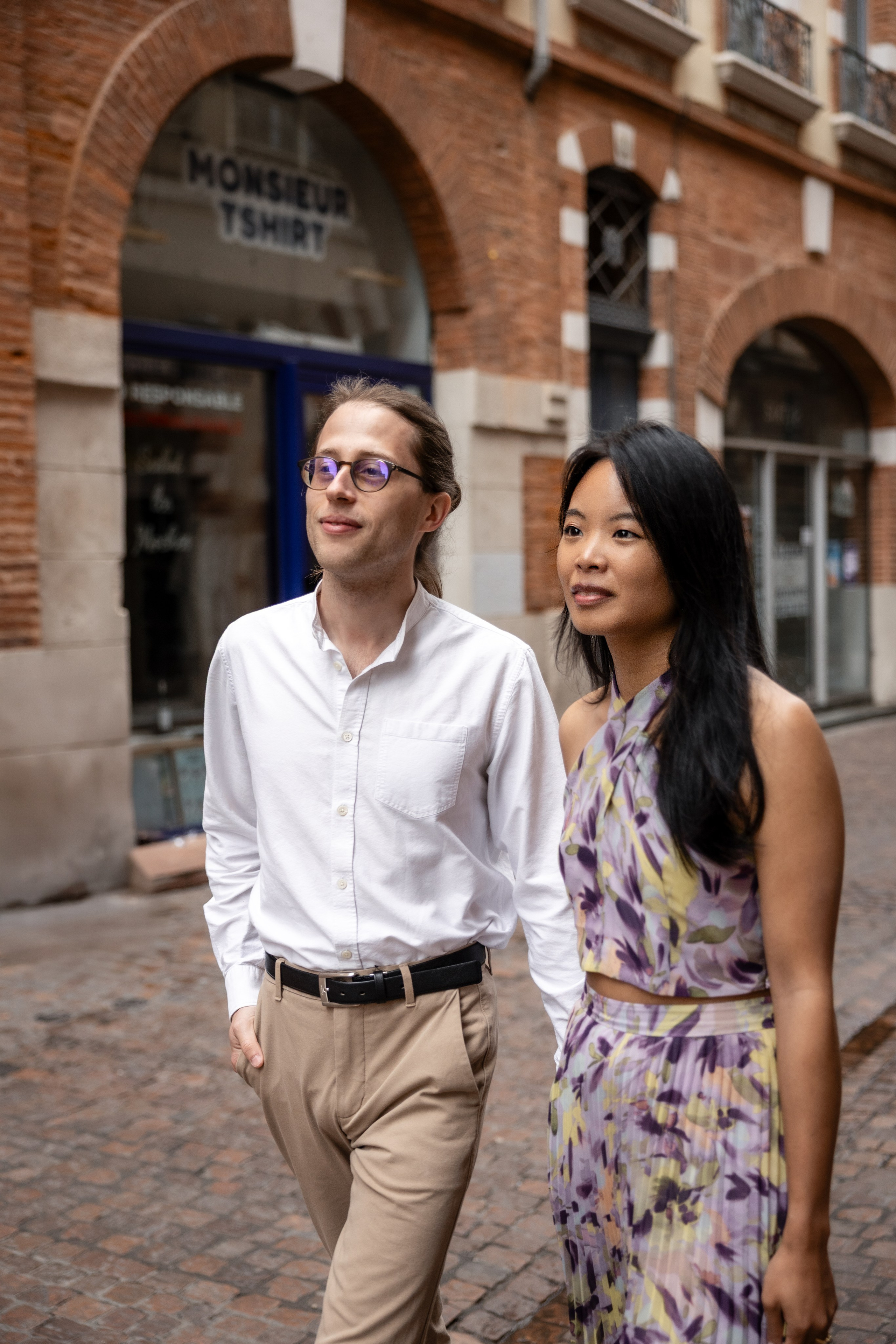 Séance photo de fiançailles à Toulouse. Eugénie Smirnova — Photographe à Toulouse et dans le Sud-Ouest