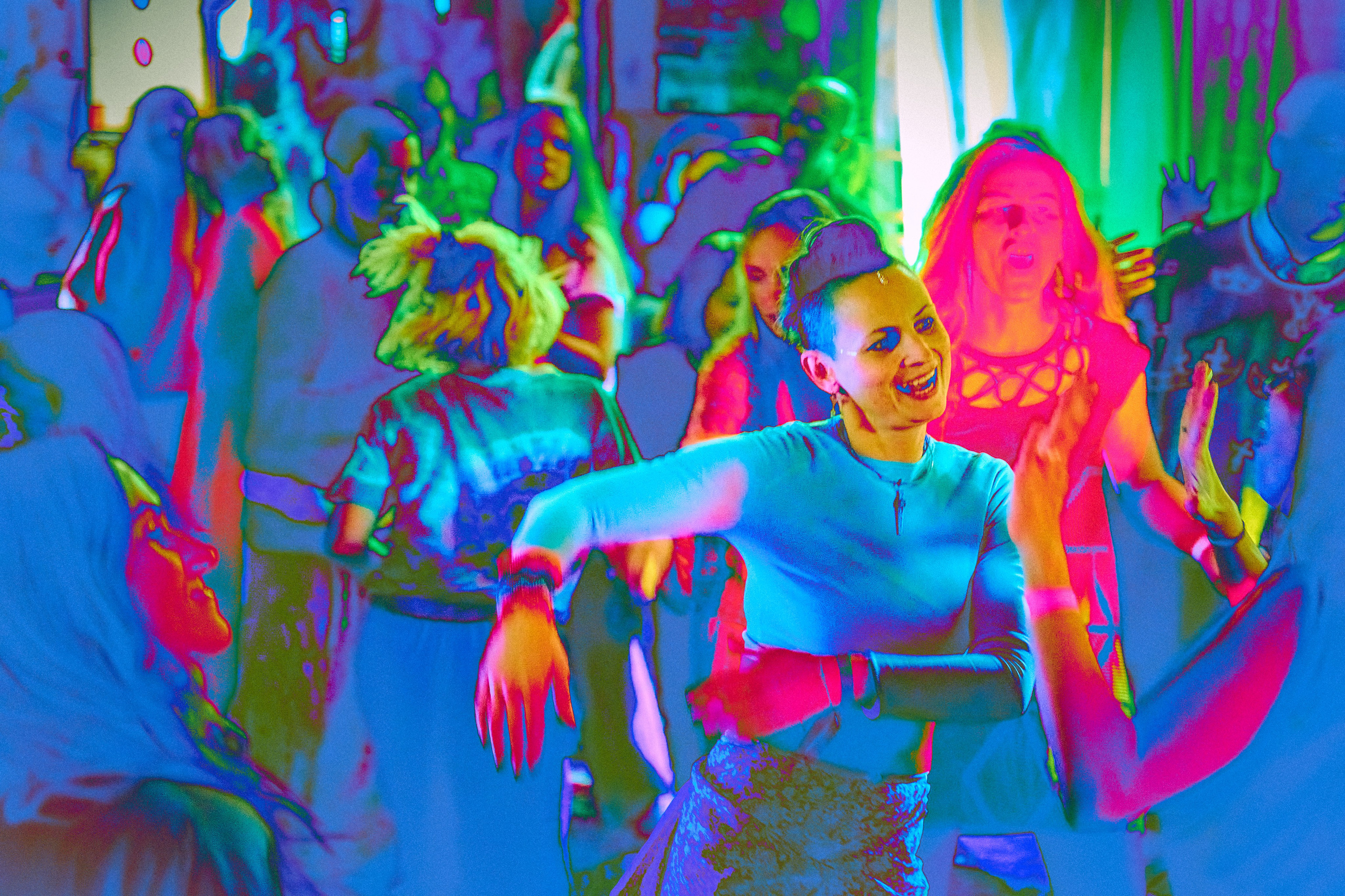 Anna Sierpowska - Movement Medicine na Mikrofestiwalu „2uRodziny Turkusowej Wyspy. Andriej Szypilow — Photography & Videography