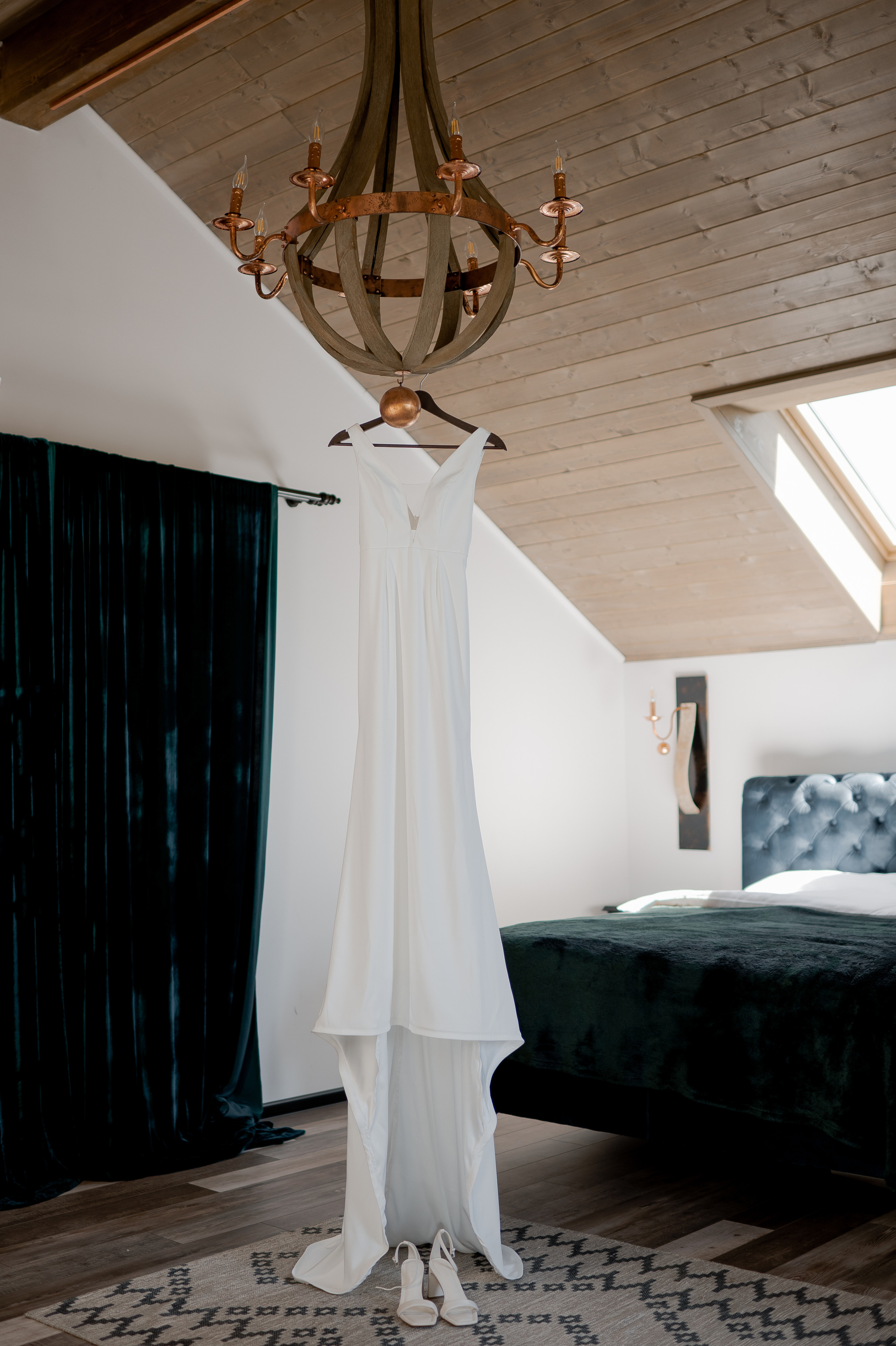 Barn wedding Romania, Province1965 Barn wedding, Rustic wedding venue Romania, Wedding photography Romania, Wedding videography Romania, Romantic barn wedding, Capturing wedding memories, Wedding storytelling, Professional wedding photographer, Cinematic wedding videos, Province1965 Barn photographer, Memorable wedding moments, Dream wedding photography, Stunning wedding videography.