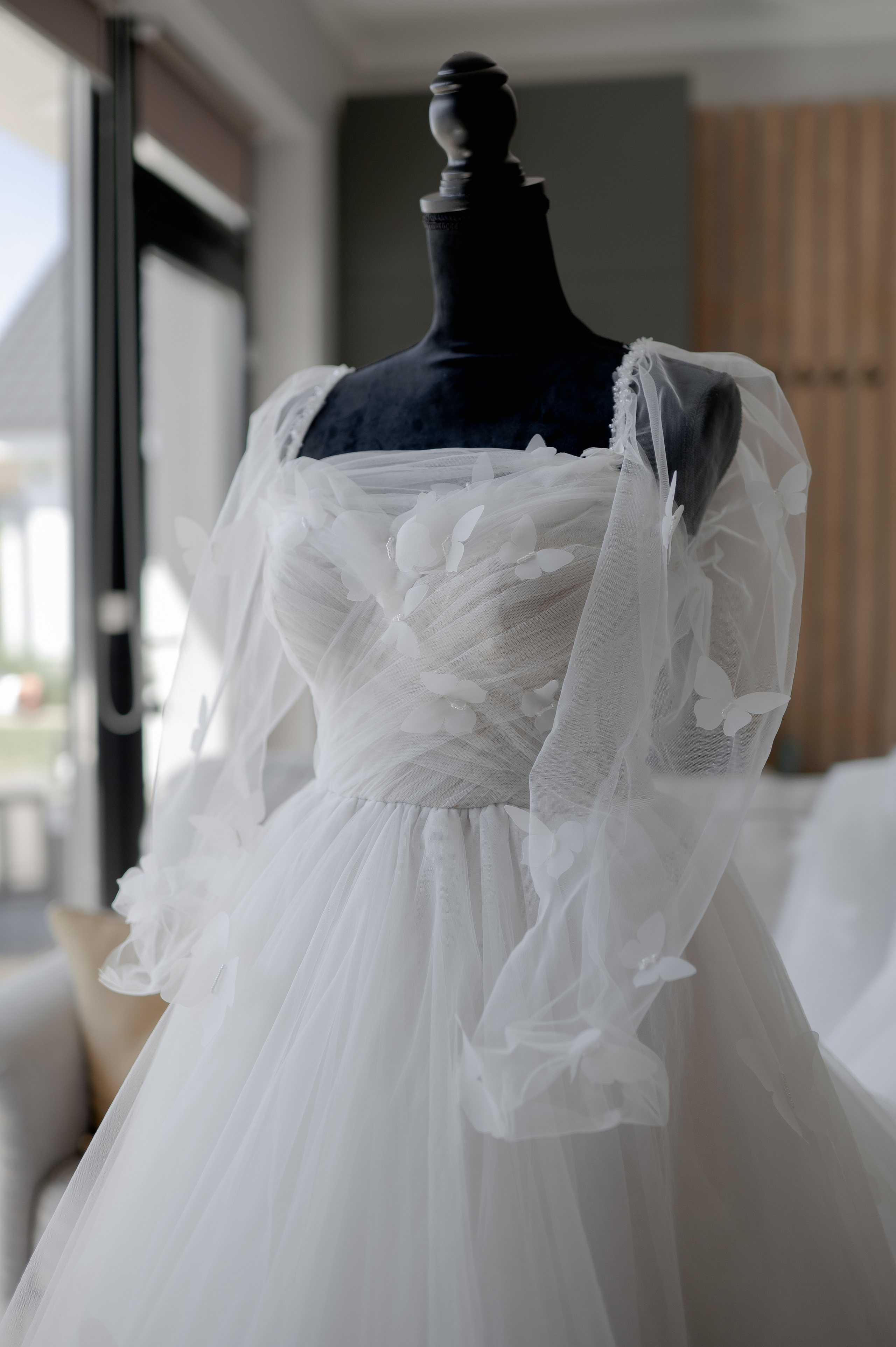 Celine and Alex | Classy wedding with a twist. Wedding photographer and videographer based in Timisoara, Romania