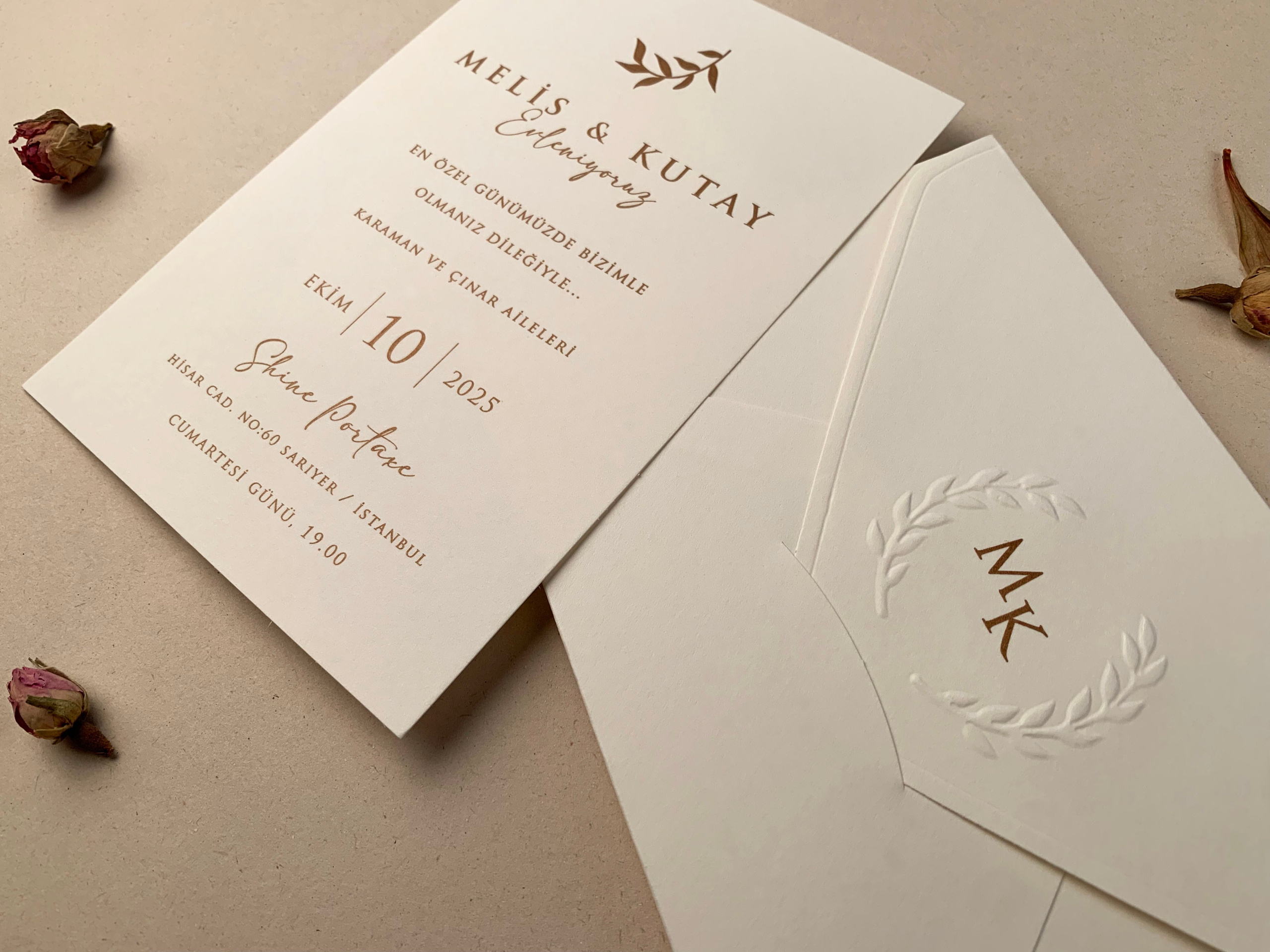 - invitații nuntă - modele invitații nuntă - invitații nuntă 2025 - invitații de nuntă elegante - invitații de nuntă personalizate - invitații nuntă online - invitații nuntă handmade - catalog invitații nuntă - invitații originale nuntă - invitații de nuntă moderne - invitații nuntă vintage - invitații nuntă rustice - invitații nuntă clasice - design invitații nuntă - invitații de nuntă cu tematică.- invitații nuntă florale - invitații nuntă boho - invitații nuntă aurii - invitații nuntă minimaliste - invitații nuntă cu sigiliu - invitații nuntă cu acuarelă - invitații nuntă cu fotografie - invitații nuntă cu inițiale - invitații nuntă elegante alb-negru - invitații nuntă cu hârtie texturată - invitații nuntă cu decupaj laser - invitații nuntă cu flori uscate. - print invitații nuntă - invitații nuntă personalizate cu numele mirilor - invitații nuntă cu plic inclus - invitații nuntă cu cartolină dublă - invitații nuntă calitate premium - invitații nuntă ieftine - invitații nuntă rapide.- invitații nuntă România - invitații nuntă București / Botoșani . Iași suceava- invitații nuntă cu livrare în țară - invitații nuntă online România.- „Invitație de nuntă elegantă cu design floral și plic crem” - „Model de invitație de nuntă vintage cu sigiliu de ceară” - „Set complet invitații de nuntă personalizate cu inițialele mirilor” - „Invitație de nuntă modernă cu design minimalist și text negru pe fundal alb” - „Invitație de nuntă rustică pe hârtie kraft cu șnur de iută” - „Invitație de nuntă cu decupaj laser și detalii aurii” - „Invitație de nuntă în stil boho cu imprimeu floral colorat” - „Invitație romantică de nuntă cu flori uscate și panglică din satin” - „Invitație de nuntă clasică cu monogramă și font caligrafic” - „Invitație de nuntă în stil glamour cu folie aurie și text embosat”- „Model de invitație de nuntă 2025 cu design elegant și font modern” - „Cele mai noi invitații de nuntă 2025 – stil floral, sofisticat”