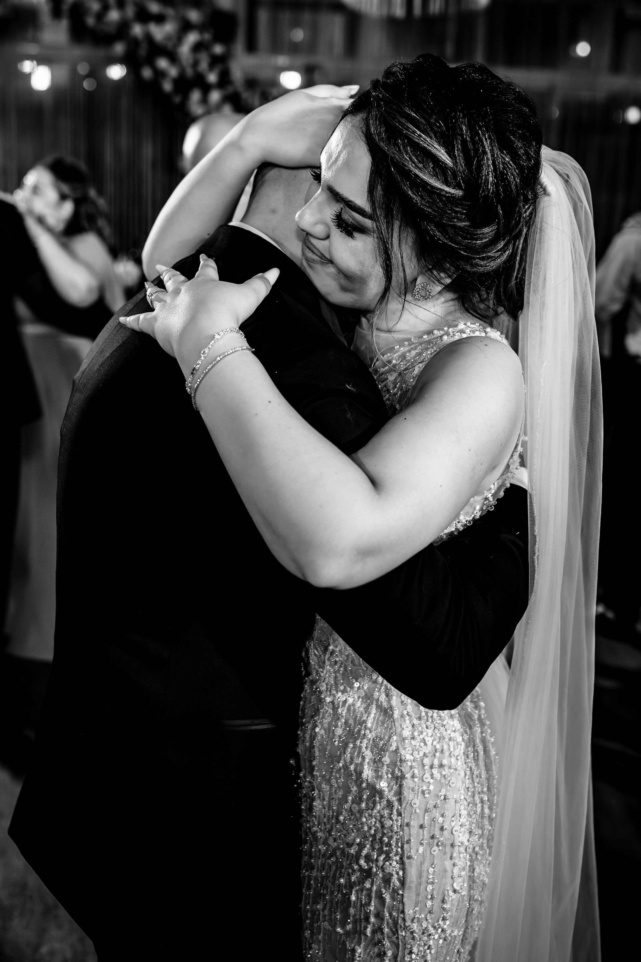 Crina & Cătălin. Acasă