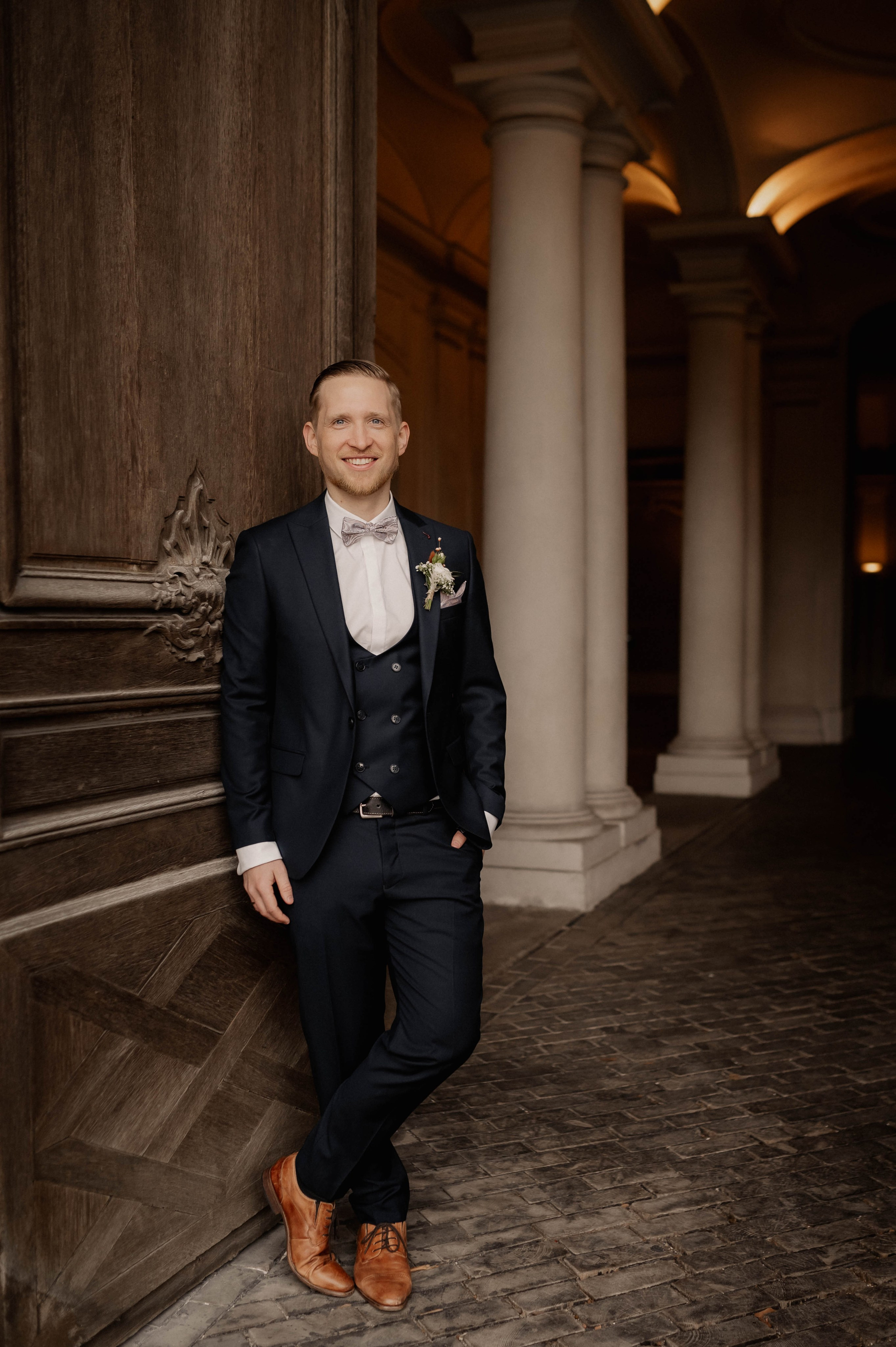 PRE-WEDDING IN HOFGARTEN ANSBACH. Photographer in Nuremberg Irina Mehnert from Ansbach