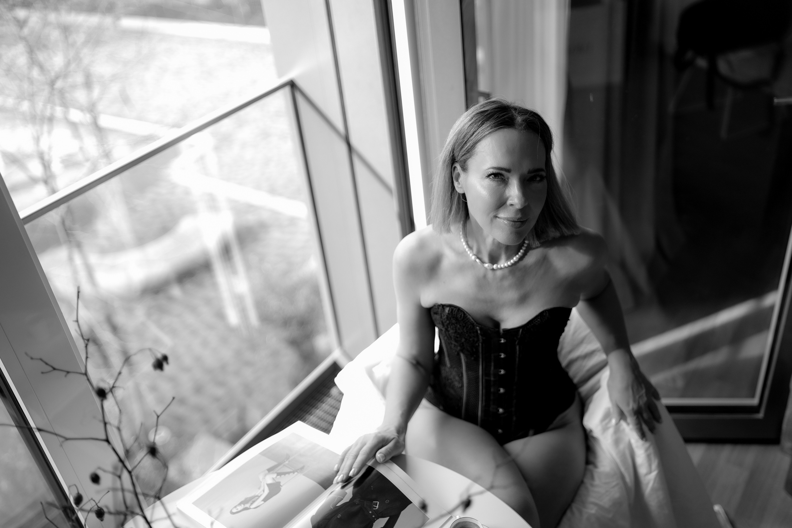 KIRA. Portrait photographer in Germany and all over Europe Mischa Blank