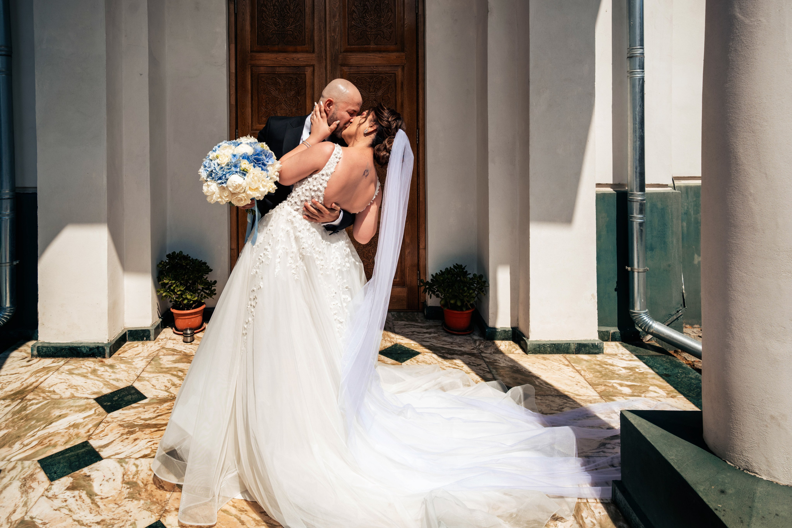 Crina & Cătălin. Acasă