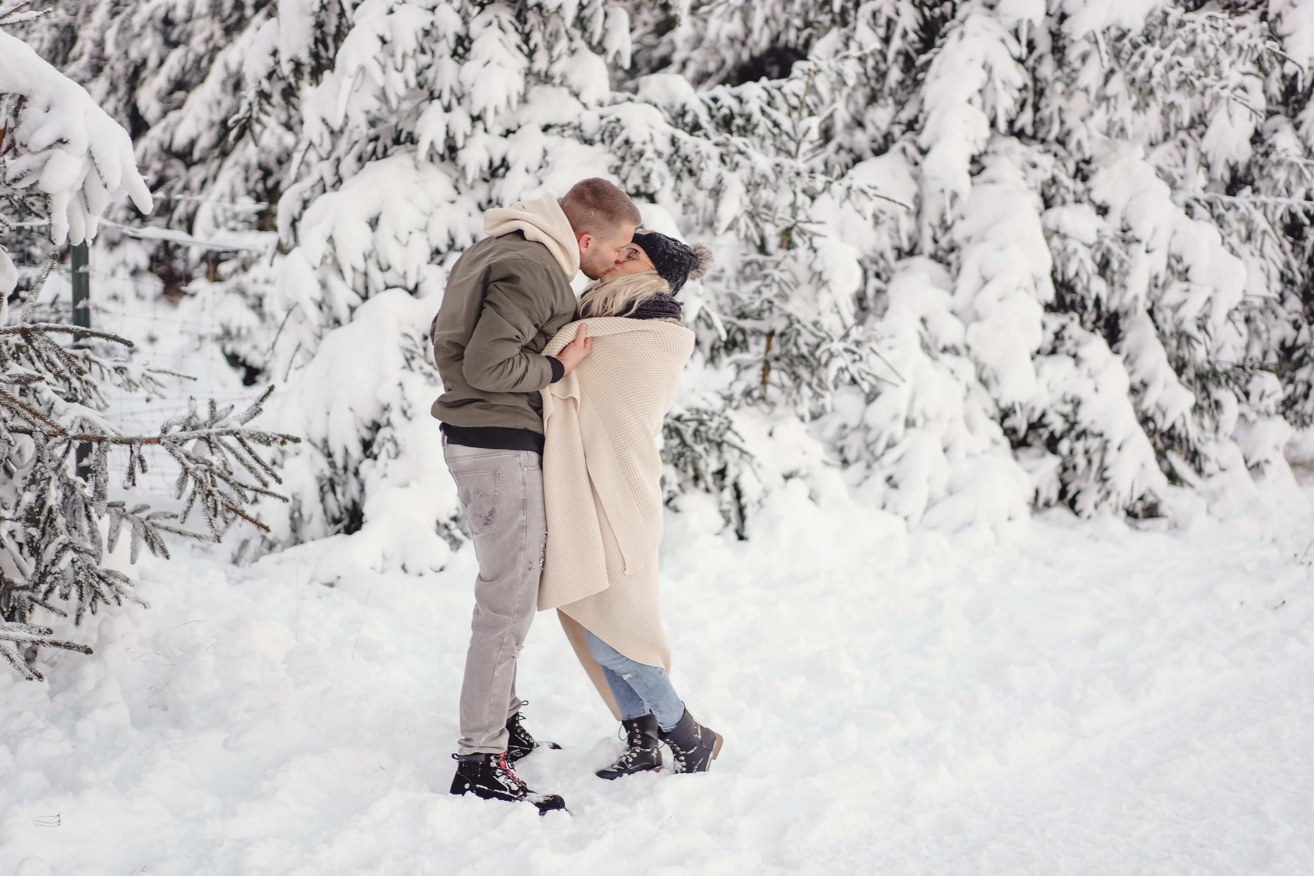 Winter Lovestory. Portraitfotografie in Gründau Elena Ohnstedt
