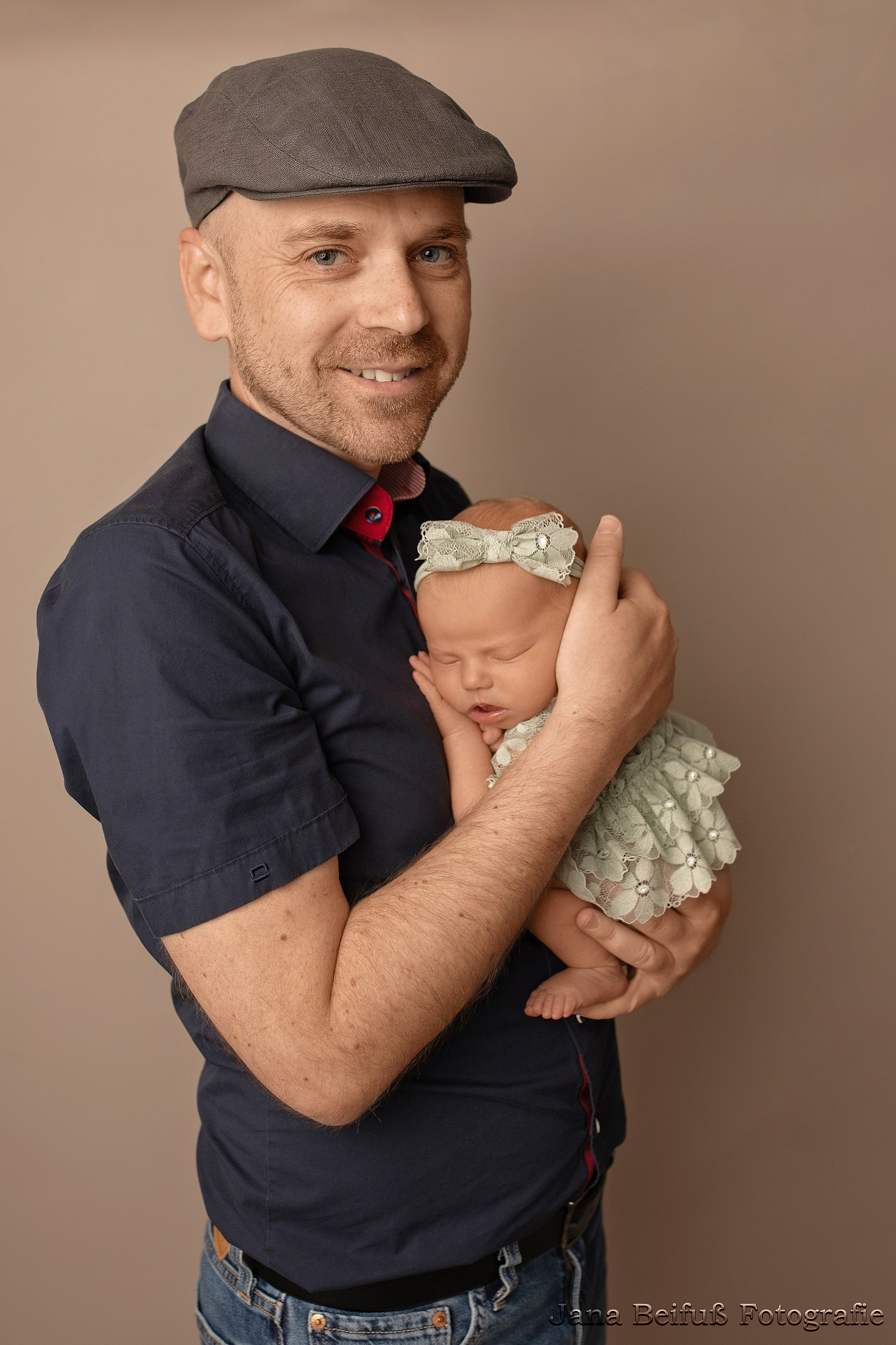 Neugeborenenshooting Weißenhorn, Neugeborenenshooting Ulm, Babyfotograf Ulm, Babyfotograf Senden, Babyfotograf Neu-Ulm, Jana Beifuß Fotografie, Familienfotos, Liebe, Geduld, Neugeborenenfotos weissenhorn, Pfaffenhofen a. d. Roth,