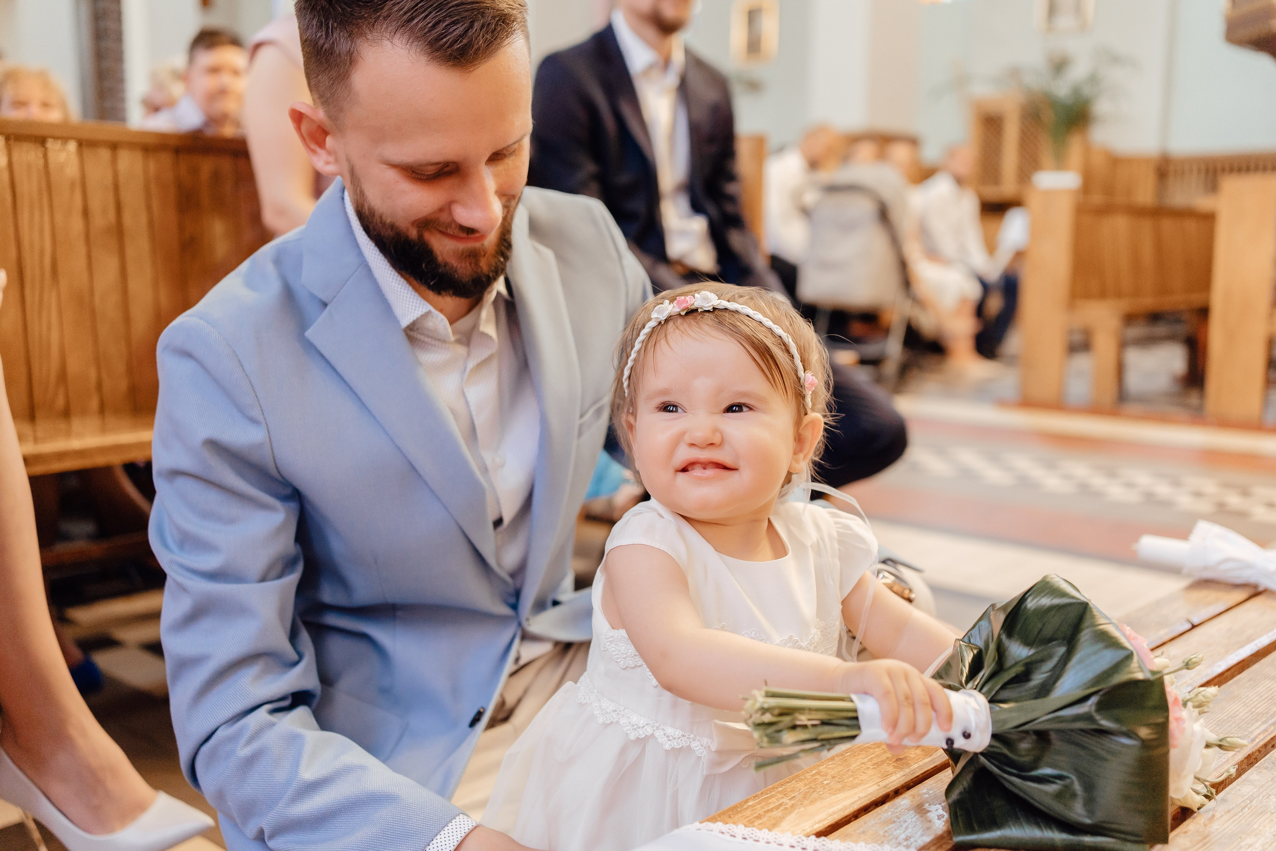 Chrzest Święty Natalii. Fotograf Łódź - sesja ciążowa, noworodkowa, dziecięca. Studio w Łodzi
