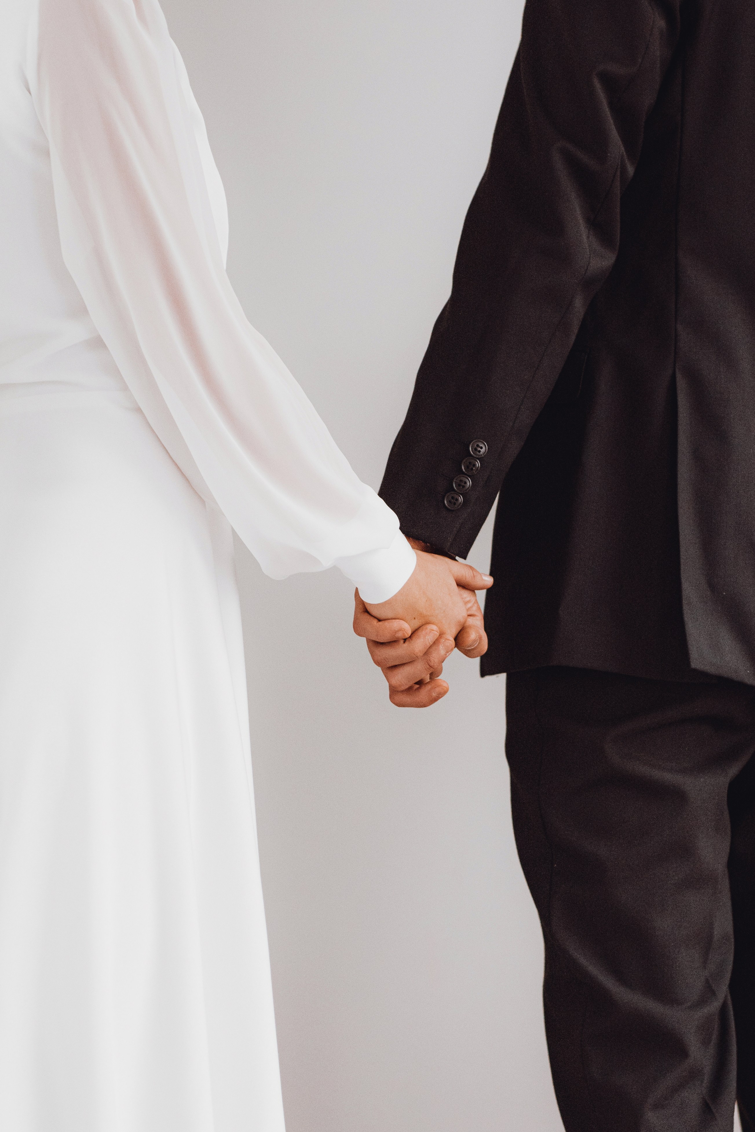 Aigul Photography — wedding, newborn, and family photographer