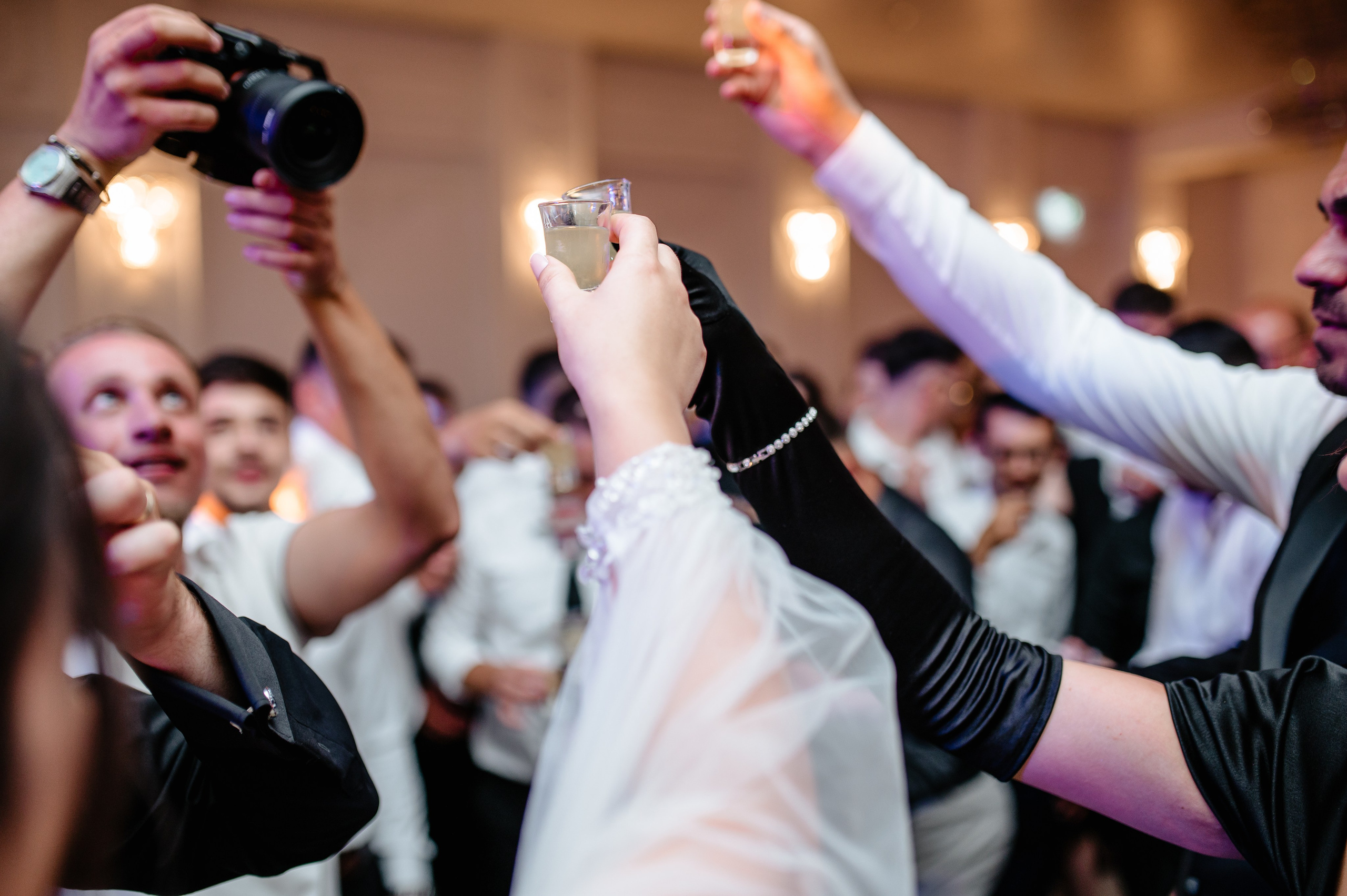 Georgiana & Eduard. Creativeiso.ro