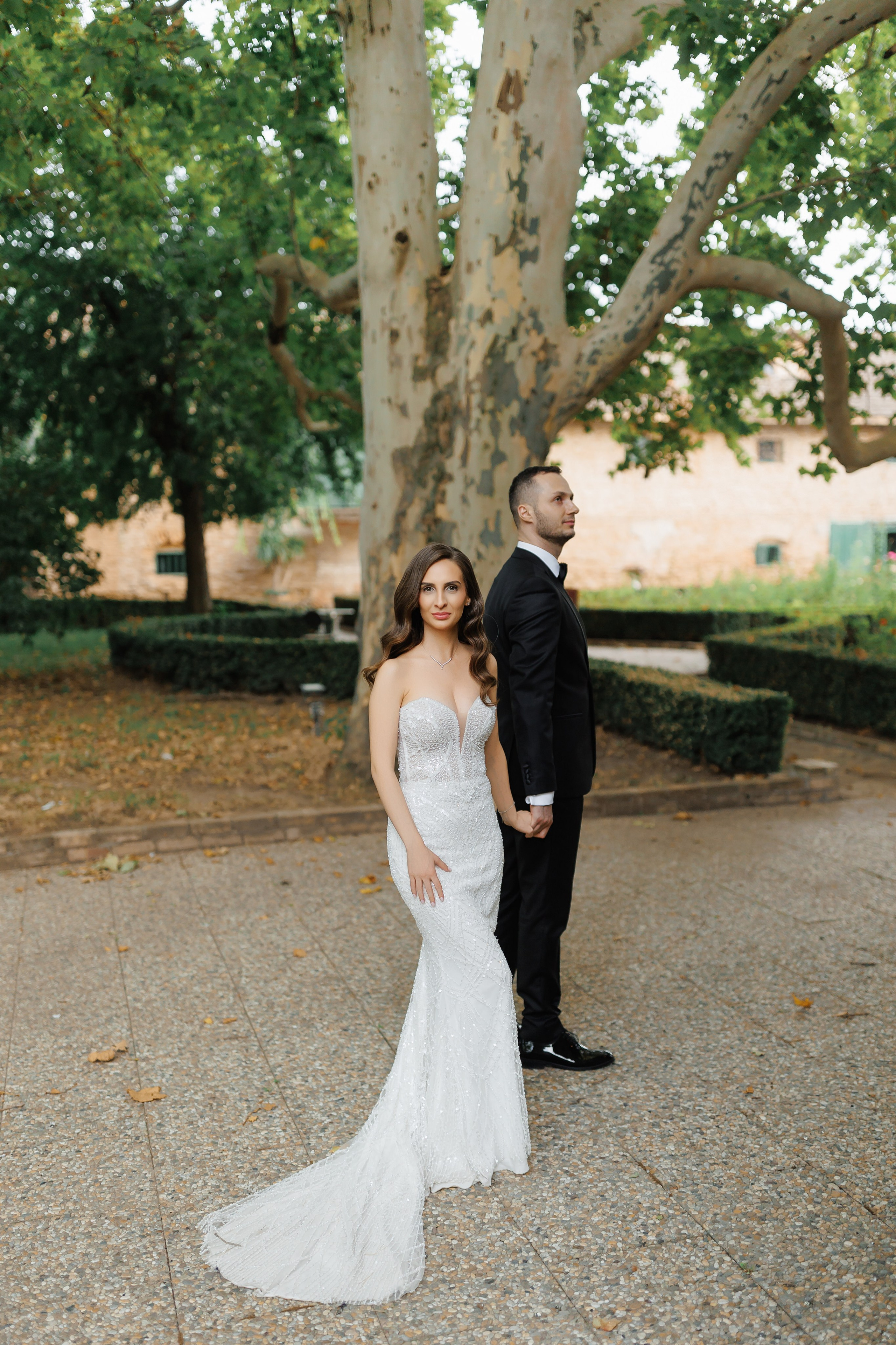 Fotograf nuntă București – album foto inclus la unele pachete. Albumul foto de nuntă este o piesă de artă. În anumite pachete, ofer albume profesionale, tipărite cu materiale premium, astfel încât imaginile voastre să fie păstrate în cea mai frumoasă formă.