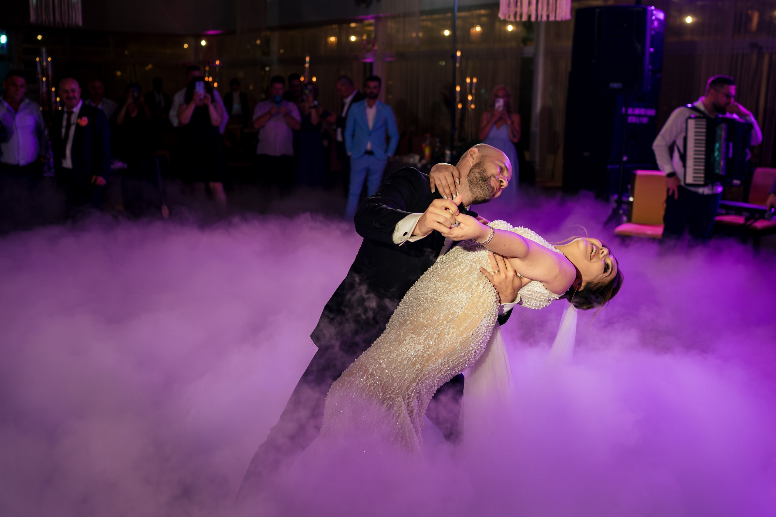 Crina & Cătălin. Acasă