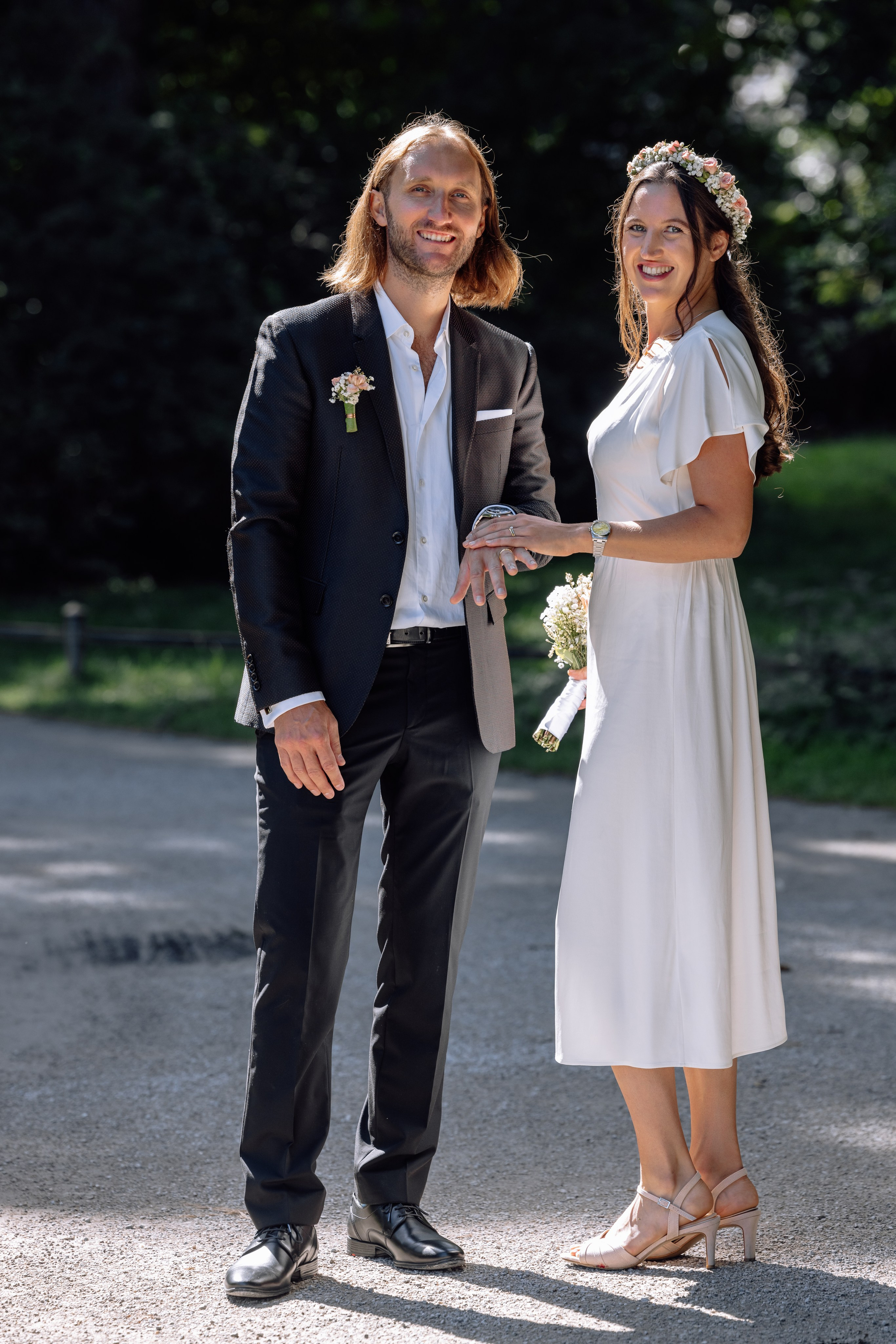 Kleine Familienhochzeit im Standesamt Mandlstrasse 14. Hochzeitsfotograf München Taufe Familienfotograf Tanja Mauke