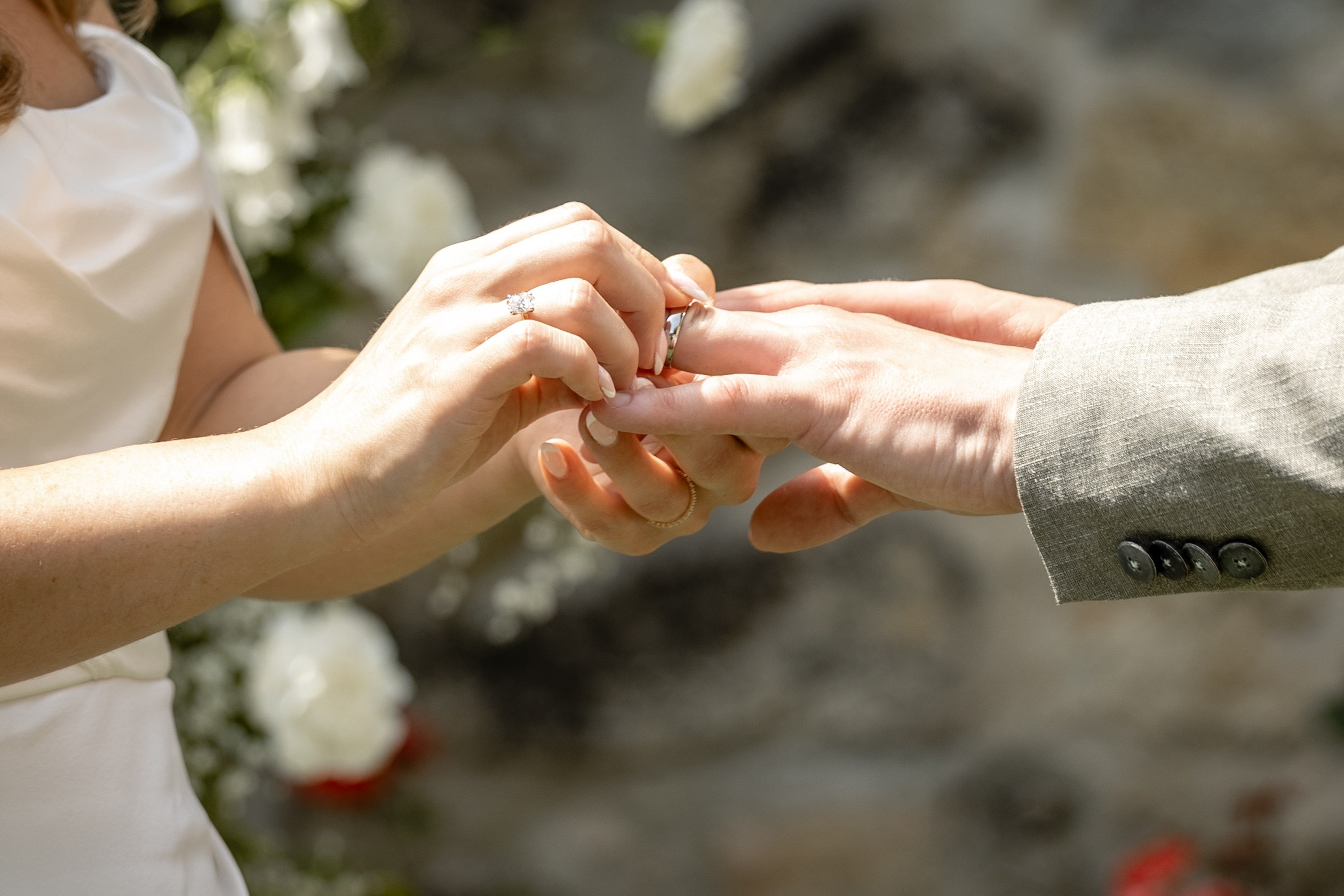 Sarah & Sean — a fairytale wedding at Château Sentout. Eugenie Smirnova — wedding, corporate and lifestyle photographer in Toulouse and Southwest France
