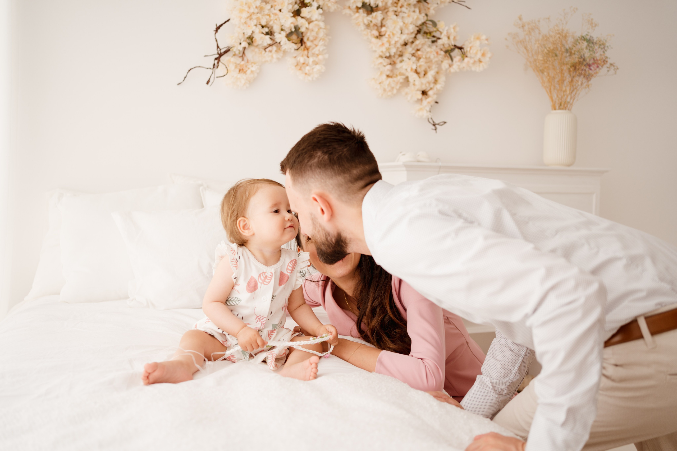 Chrzest Święty Natalii. Fotograf Łódź - sesja ciążowa, noworodkowa, dziecięca. Studio w Łodzi