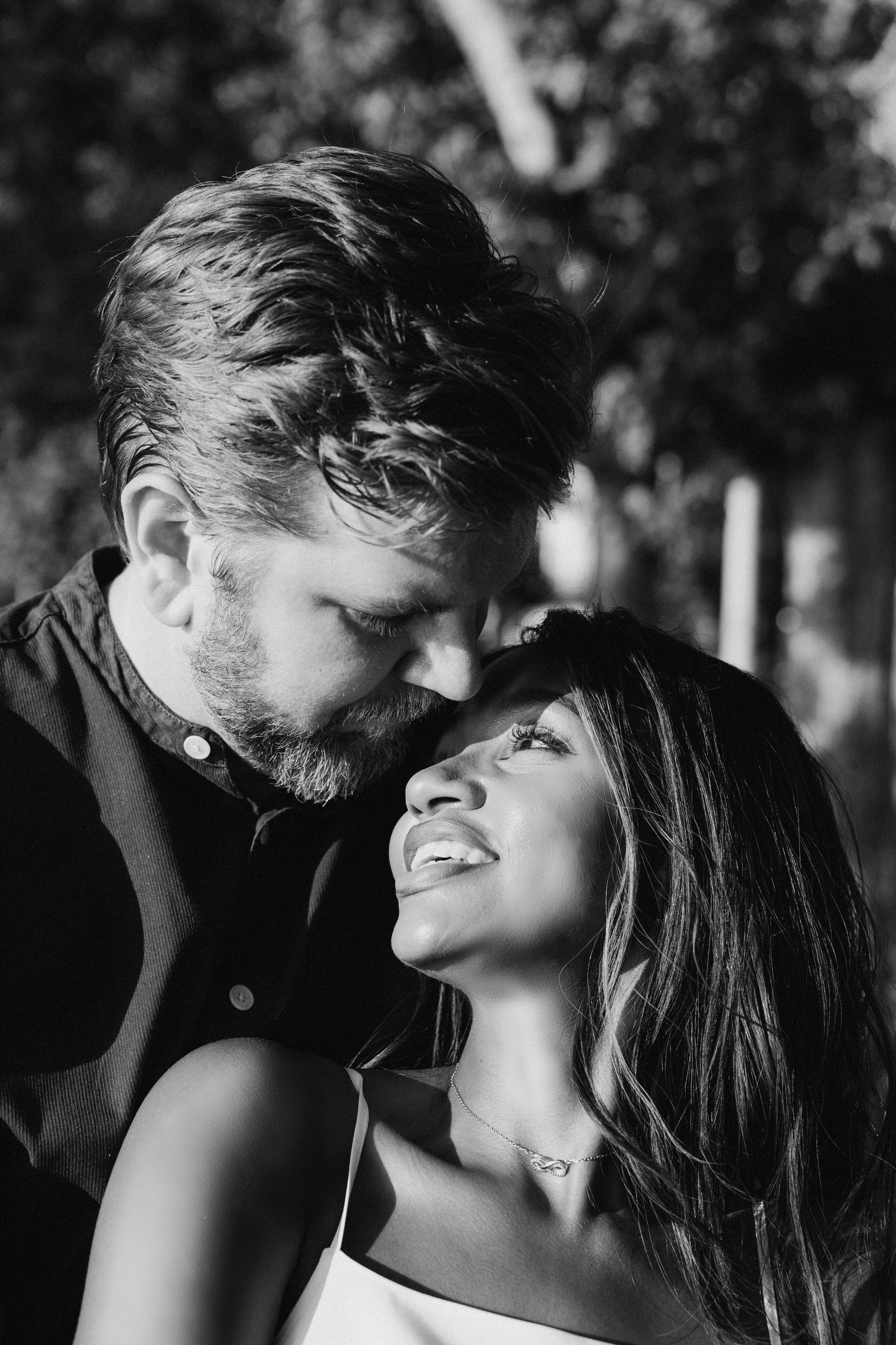 Engagement loves tory photoshoot in Toulouse. Anah & Andrew. Eugenie Smirnova — wedding, corporate and lifestyle photographer in Toulouse and Southwest France