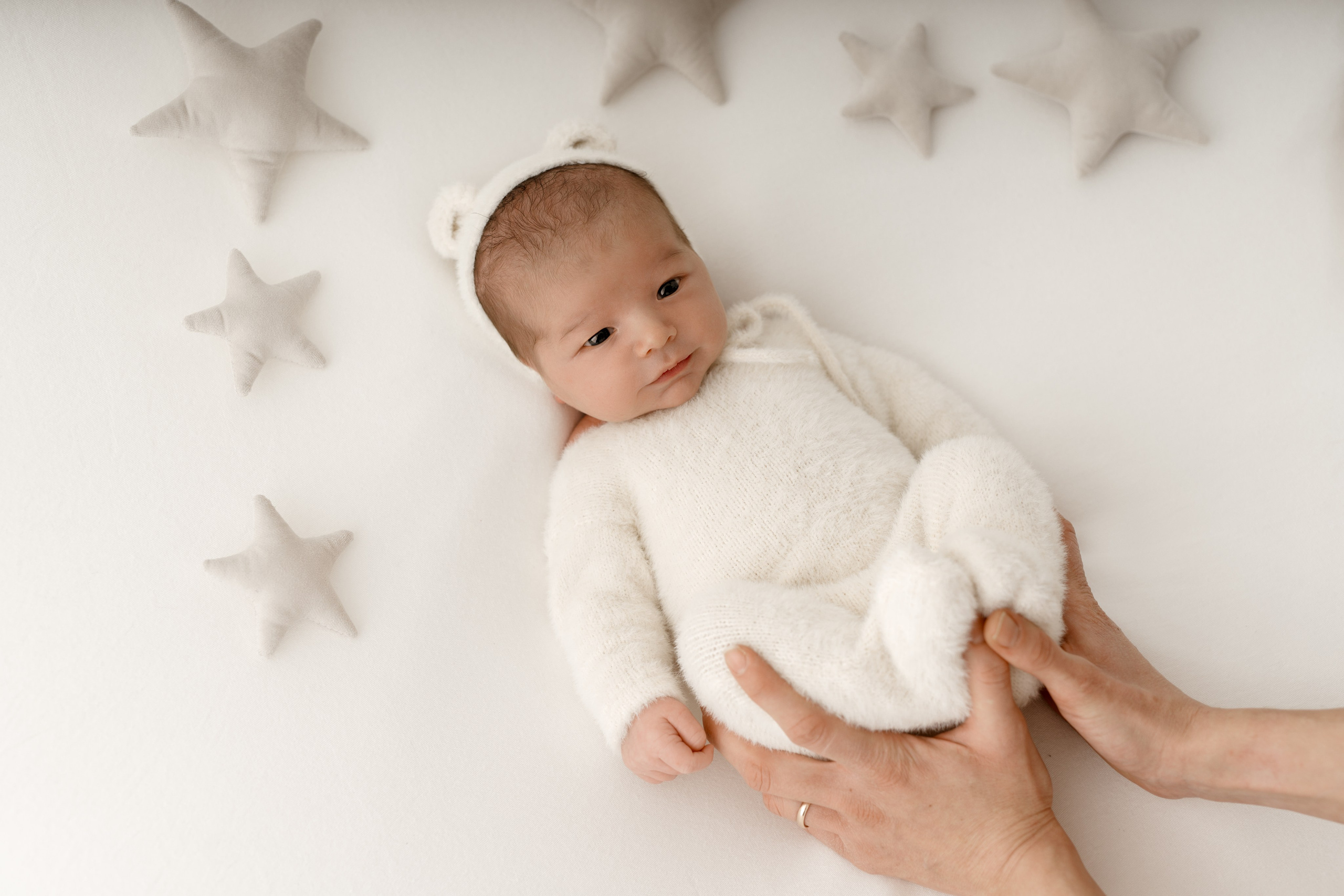 Malutki Szymuś na swojej pierwszej sesji. Fotograf Łódź - sesja ciążowa, noworodkowa, dziecięca. Studio w Łodzi