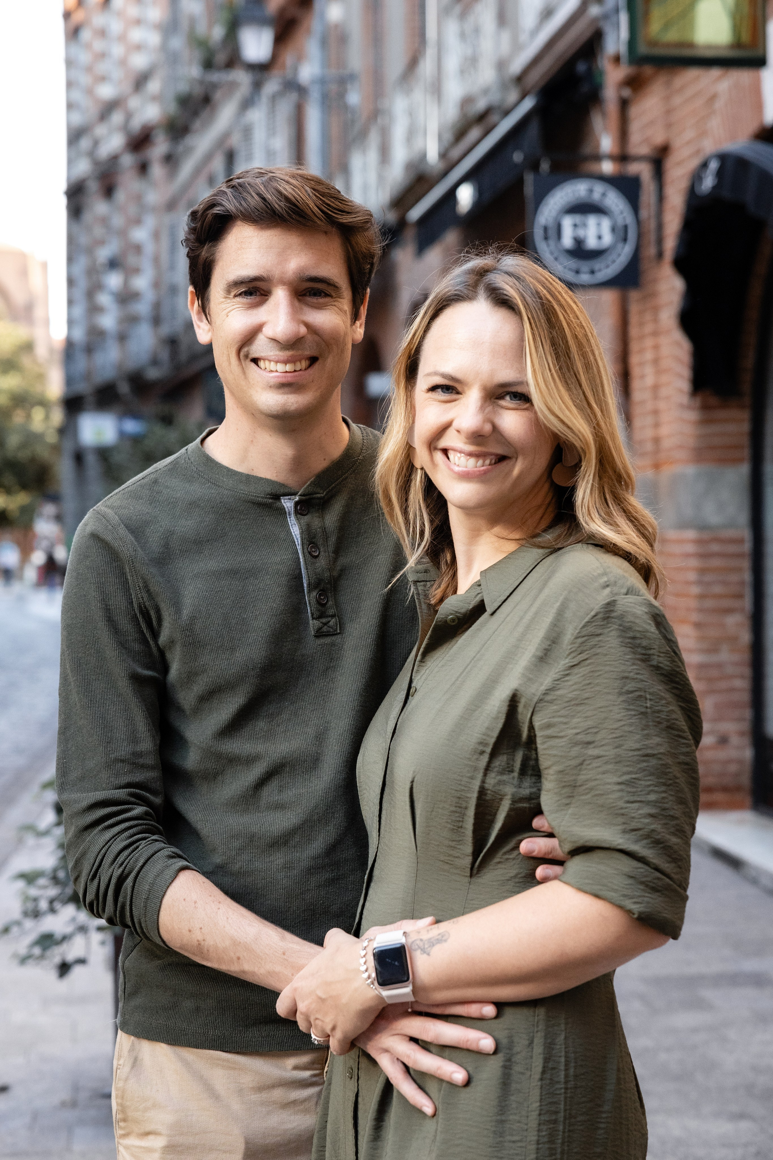 Семейная фотосъемка в стиле лайфстайл в Тулузе: душевная фотосессия для семьи экспатов. Евгения Смирнова — фотограф в Тулузе и юго-западной Франции