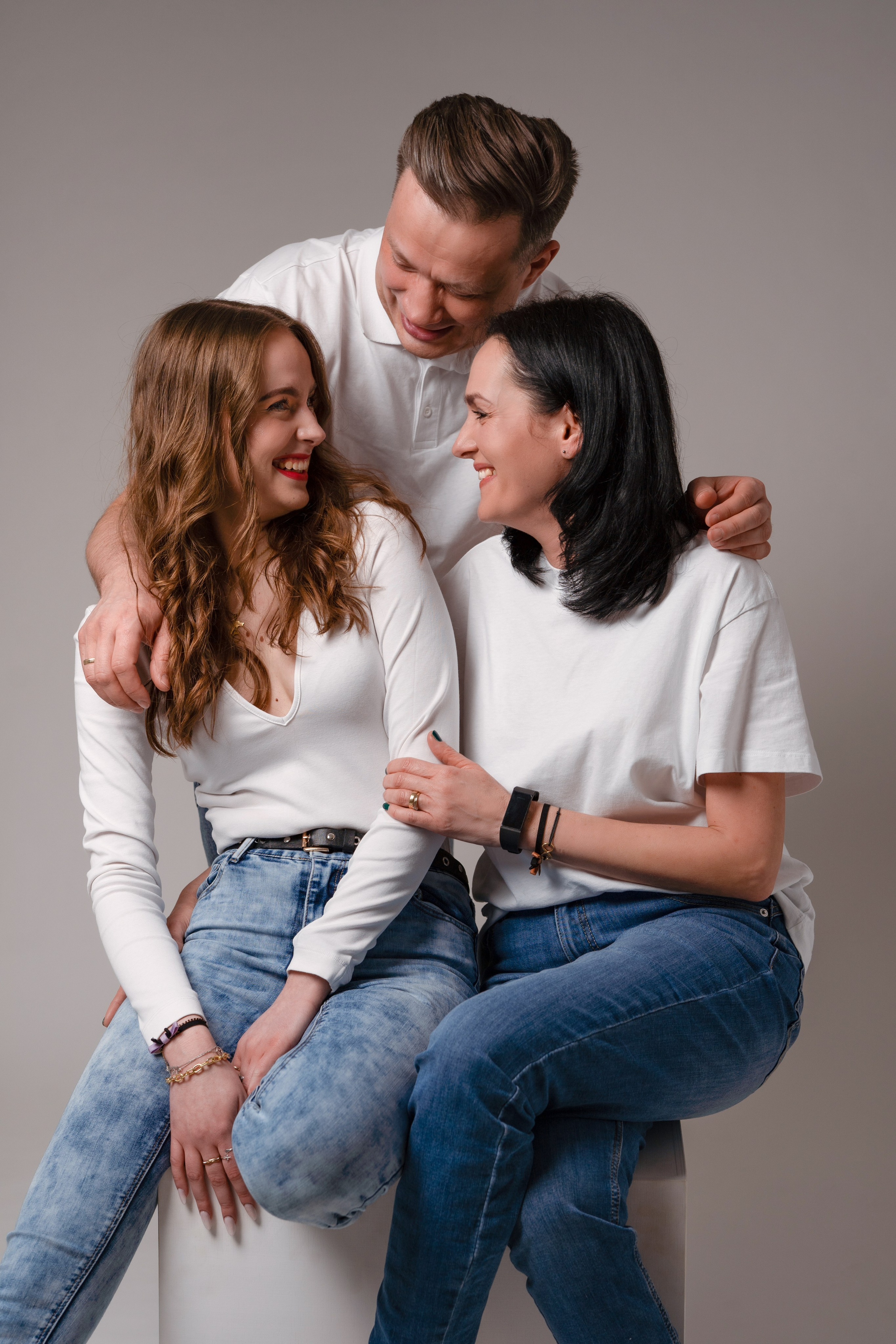 Fotograf rodzinny w Łodzi. Fotograf Łódź - sesja ciążowa, noworodkowa, dziecięca. Studio w Łodzi