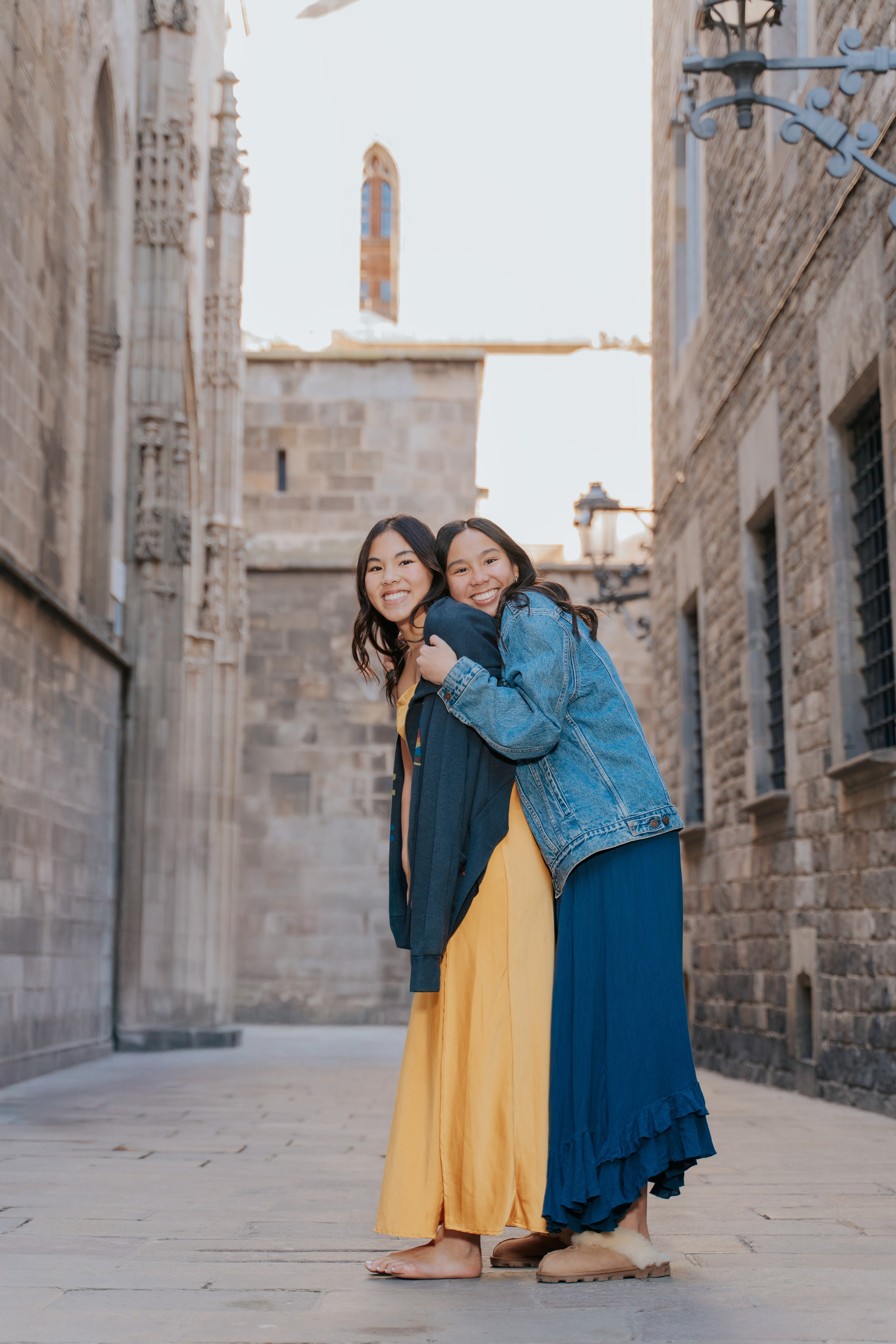 The Ultimate Barcelona Photoshoot Guide — Photographers Recommendations. DiaFoto — Wow Photographer in Barcelona | Premium Barcelona Photoshoot Experience