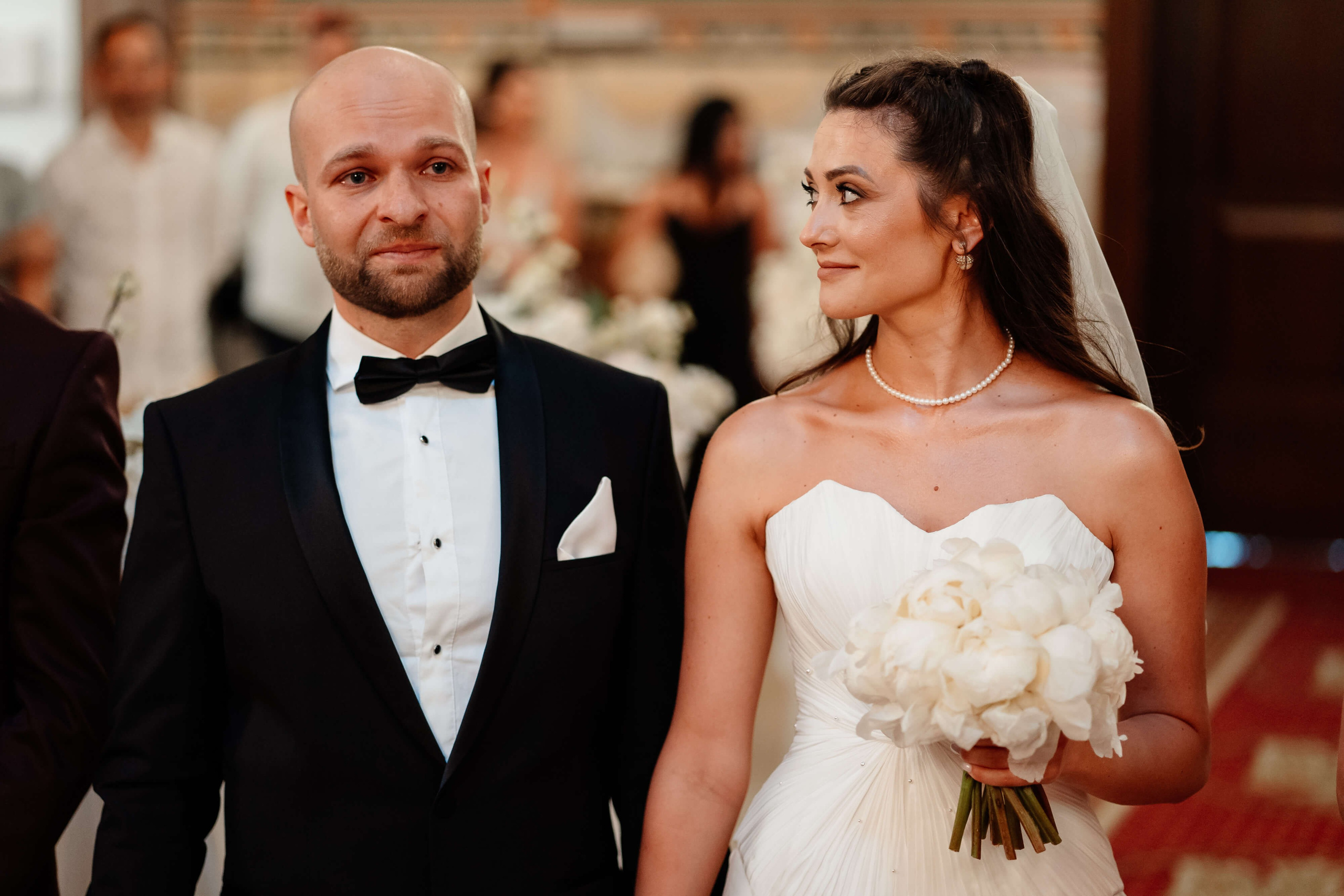 Fotograf Nuntă & Botez București - Mihai Popa | Dincolo de oameni, imortalizez emoții!