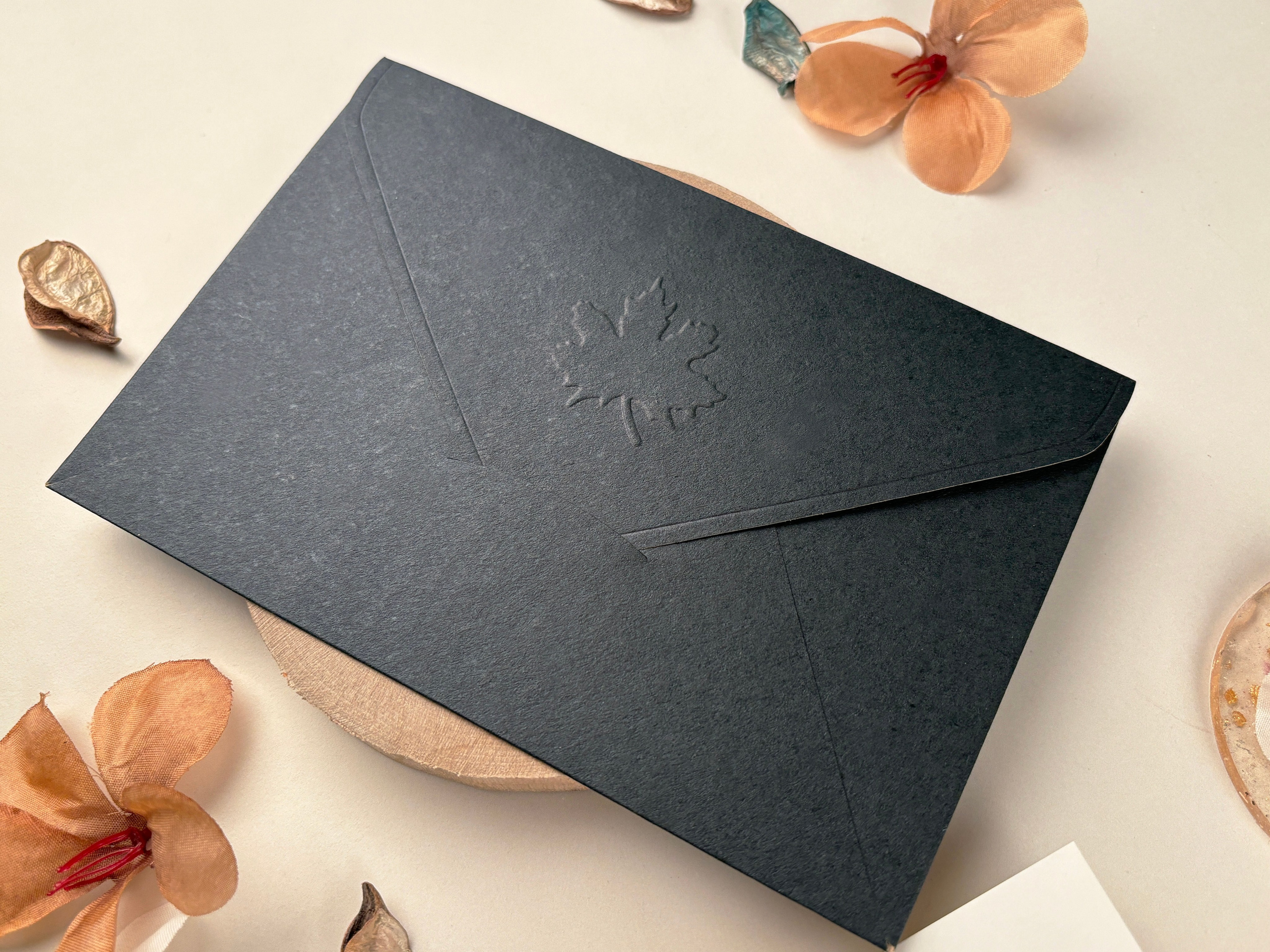 Invitații Elegante și Refined: Catalogul Ellite | Nunta, Petreceri, Evenimente Corporate.- invitații nuntă - modele invitații nuntă - invitații nuntă 2025 - invitații de nuntă elegante - invitații de nuntă personalizate - invitații nuntă online - invitații nuntă handmade - catalog invitații nuntă - invitații originale nuntă - invitații de nuntă moderne - invitații nuntă vintage - invitații nuntă rustice - invitații nuntă clasice - design invitații nuntă - invitații de nuntă cu tematică.- invitații nuntă florale - invitații nuntă boho - invitații nuntă aurii - invitații nuntă minimaliste - invitații nuntă cu sigiliu - invitații nuntă cu acuarelă - invitații nuntă cu fotografie - invitații nuntă cu inițiale - invitații nuntă elegante alb-negru - invitații nuntă cu hârtie texturată - invitații nuntă cu decupaj laser - invitații nuntă cu flori uscate. - print invitații nuntă - invitații nuntă personalizate cu numele mirilor - invitații nuntă cu plic inclus - invitații nuntă cu cartolină dublă - invitații nuntă calitate premium - invitații nuntă ieftine - invitații nuntă rapide.- invitații nuntă România - invitații nuntă București / Botoșani . Iași suceava- invitații nuntă cu livrare în țară - invitații nuntă online România.- „Invitație de nuntă elegantă cu design floral și plic crem” - „Model de invitație de nuntă vintage cu sigiliu de ceară” - „Set complet invitații de nuntă personalizate cu inițialele mirilor” - „Invitație de nuntă modernă cu design minimalist și text negru pe fundal alb” - „Invitație de nuntă rustică pe hârtie kraft cu șnur de iută” - „Invitație de nuntă cu decupaj laser și detalii aurii” - „Invitație de nuntă în stil boho cu imprimeu floral colorat” - „Invitație romantică de nuntă cu flori uscate și panglică din satin” - „Invitație de nuntă clasică cu monogramă și font caligrafic” - „Invitație de nuntă în stil glamour cu folie aurie și text embosat”- „Model de invitație de nuntă 2025 cu design elegant și font modern” - „Cele mai noi invitații de nuntă 2025 – stil floral, sofisticat”