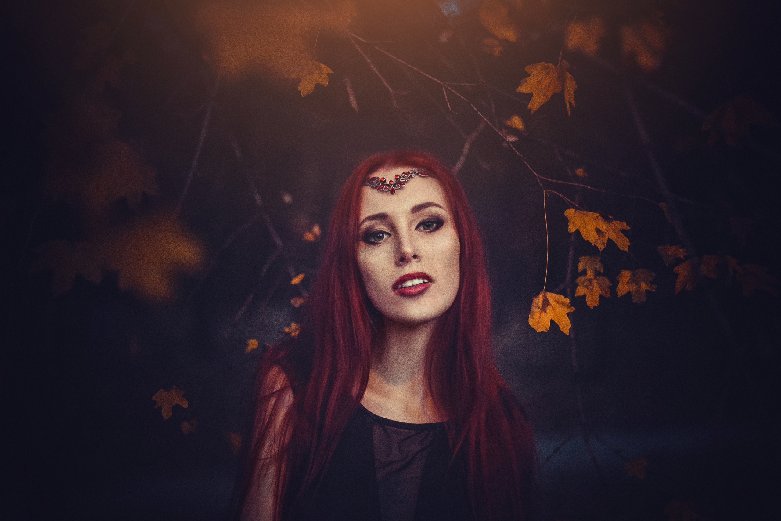 Elena Skullova, photographer and model. Mark Smilyanic | Portrait and Adventure Photographer from Belgrade