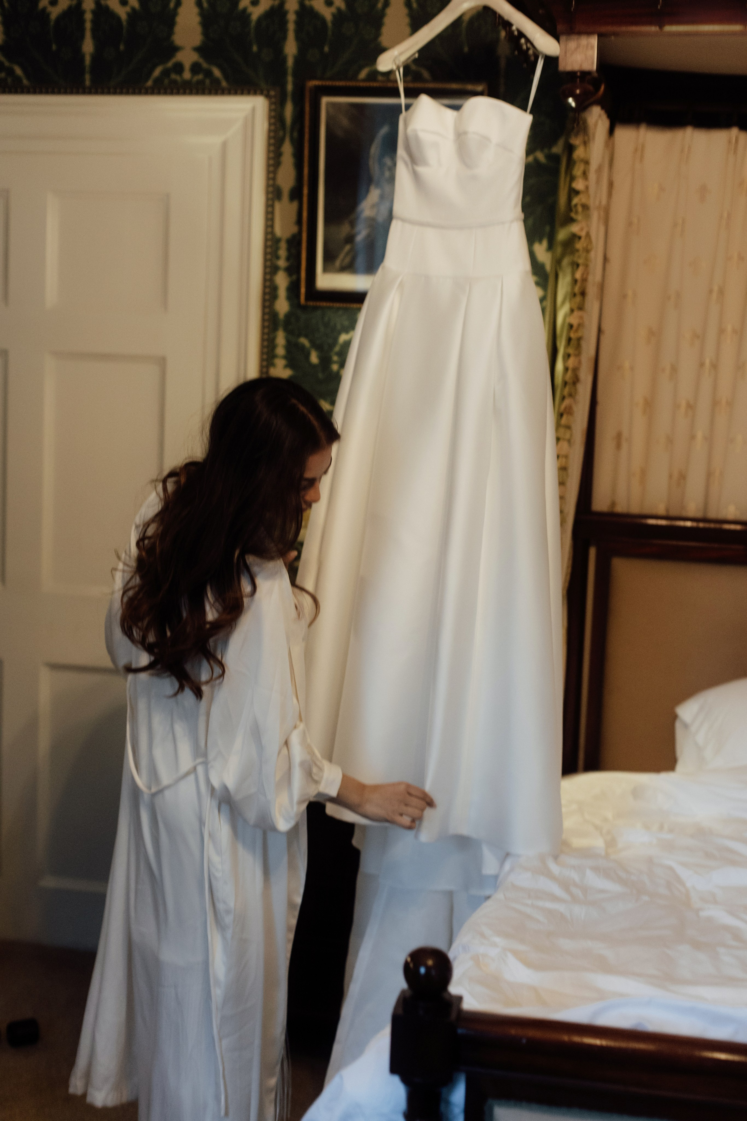 Sara & Angus — Old Marylebone Town Hall, London. Timeless Wedding & Event Photography — based London, working across Europe