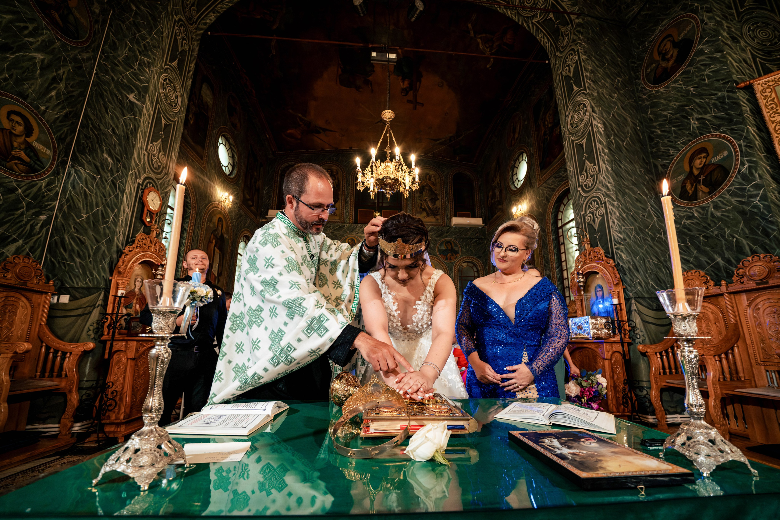 Crina & Cătălin. Acasă