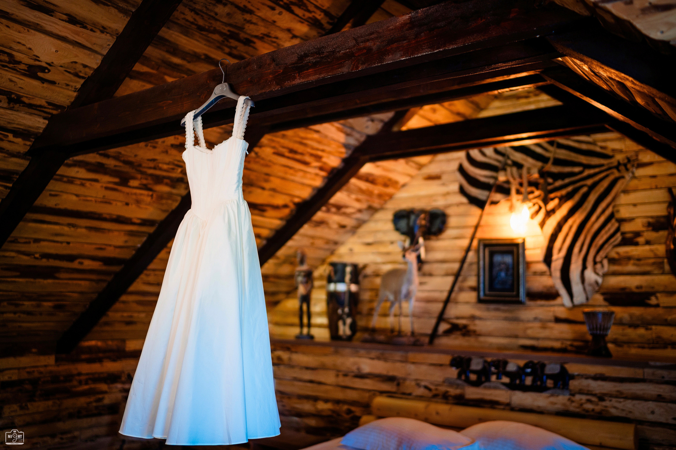 CUNUNIE RALUCA & GEORGE